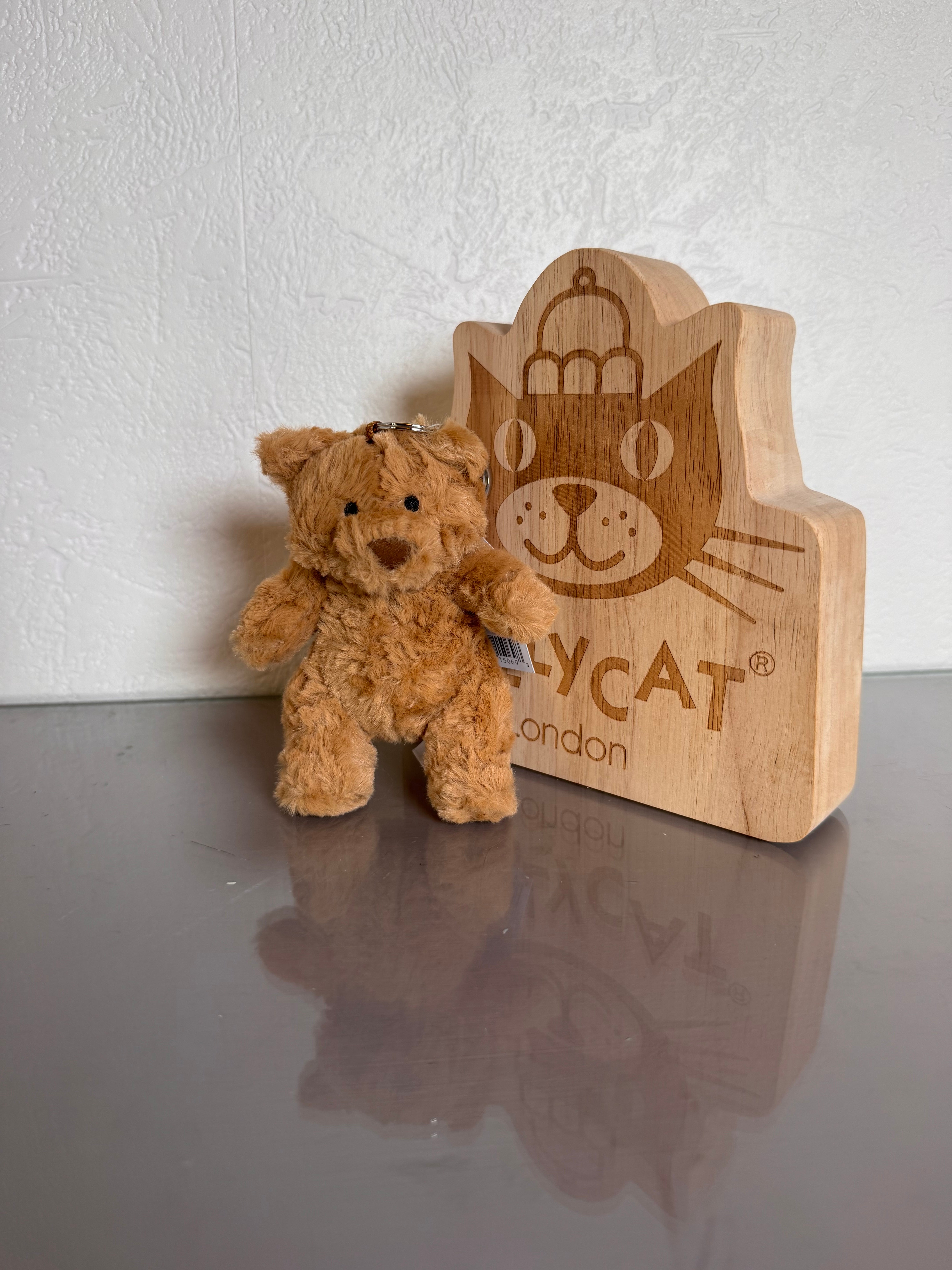  Bartholomew Bear Bag Charm 熊 Jellycat Bartholomew Bear Bag Charm – The Jelly Corner