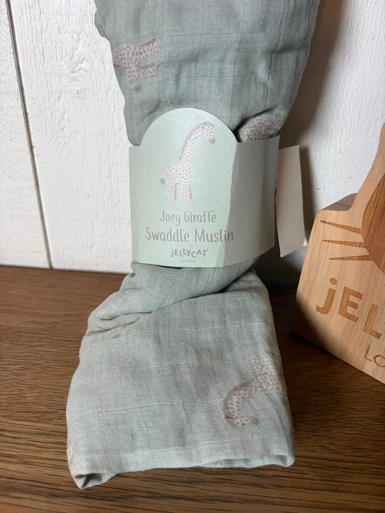 Jellycat Joey Giraffe Swaddle Muslin