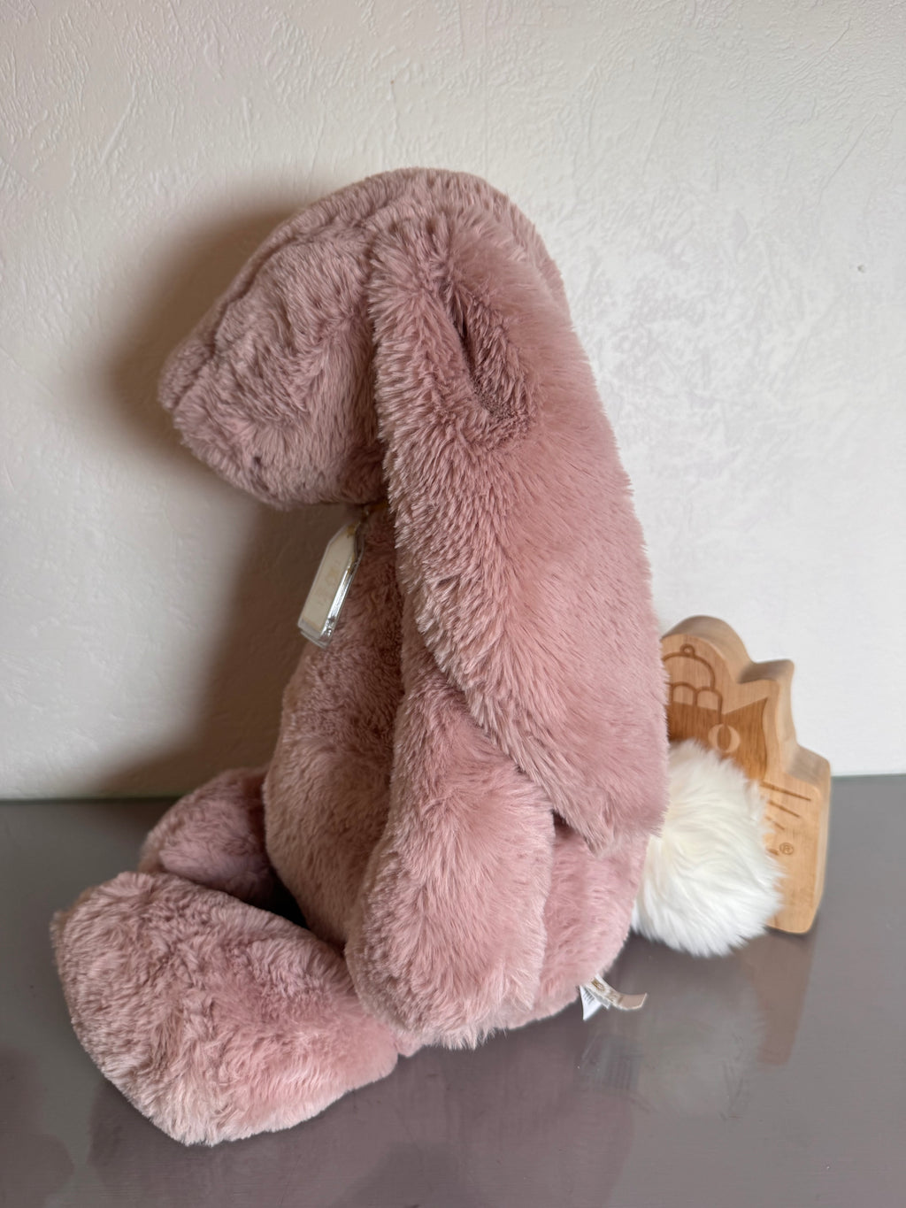 Big Bashful Luxe Bunny Rosa