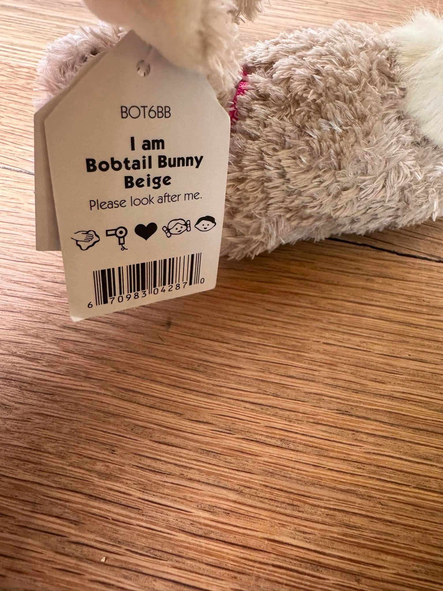 Jellycat Pet Bobtail Rabbit