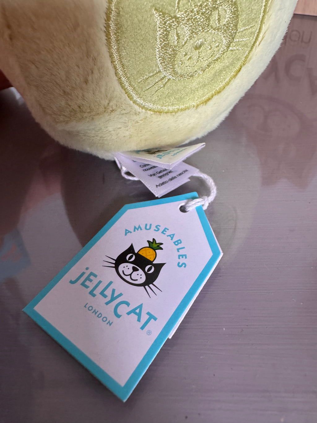 Max Macaron
