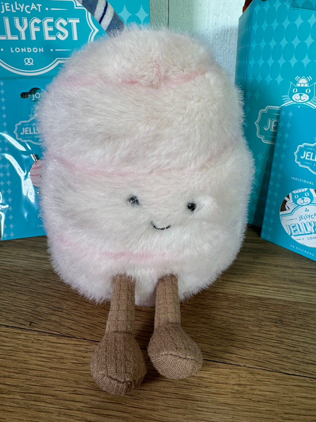 Jellycat Amuseables Kathrin Candy Floss + Pin + Sticker | Jellyfest Berlin Exclusive
