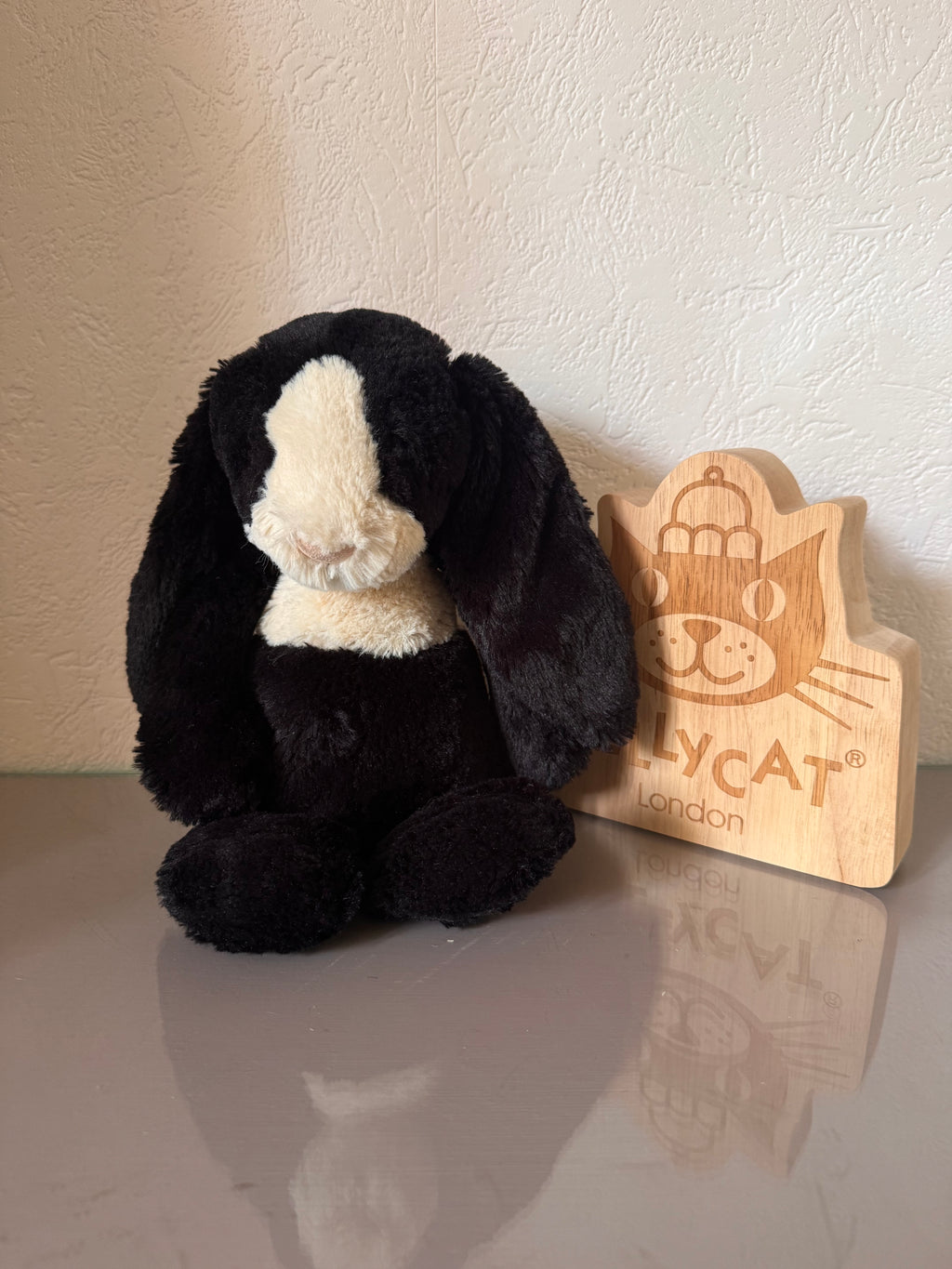Medium Dutch Bunny
