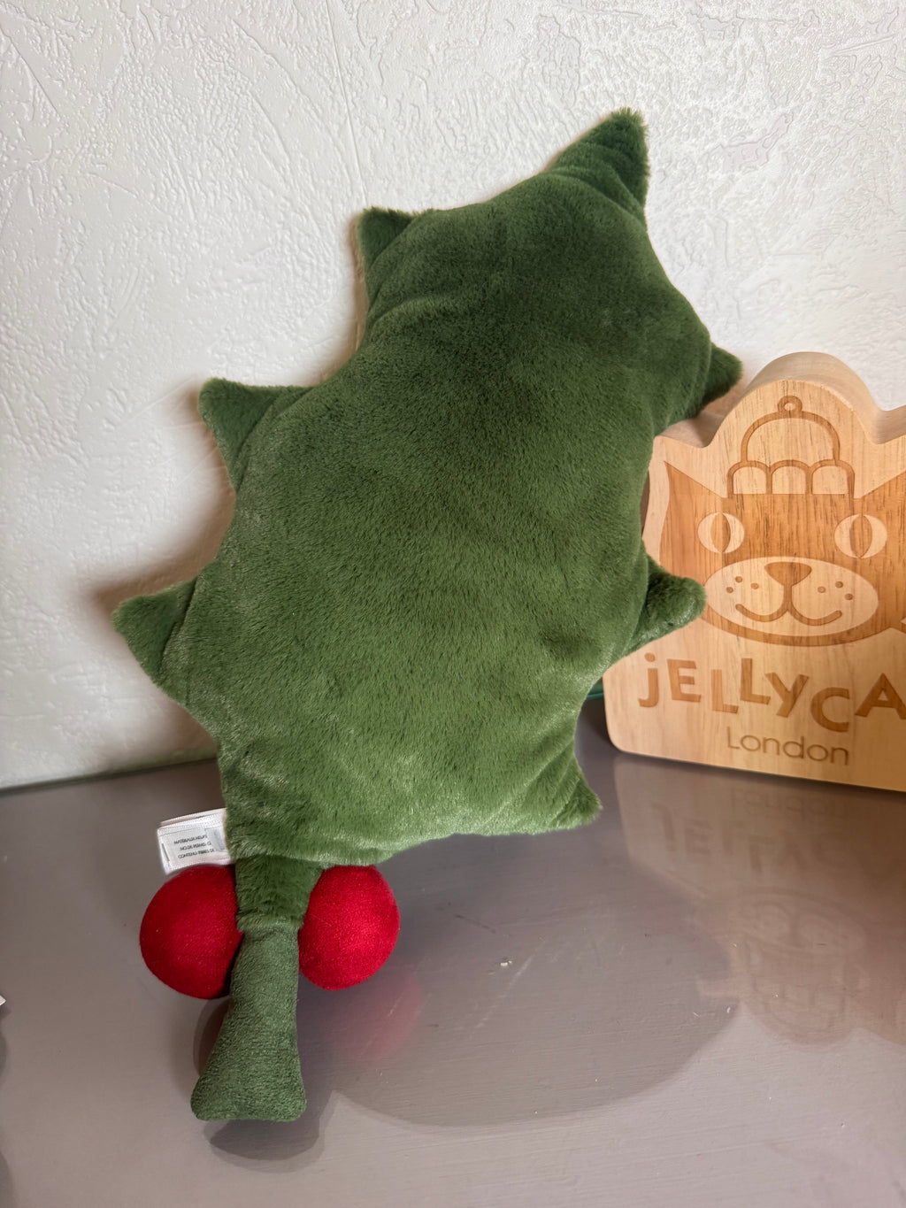 Woodland Holly Leaf
