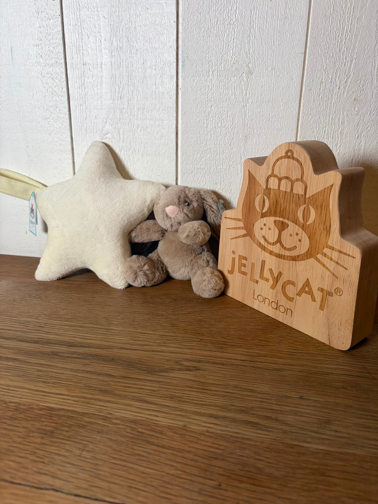 Jellycat Bashful Bunny Musical Pull 28cm - Beige