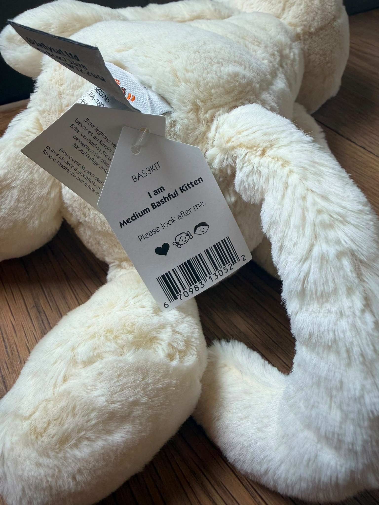 Jellycat Bashful Cream Kitten - Medium