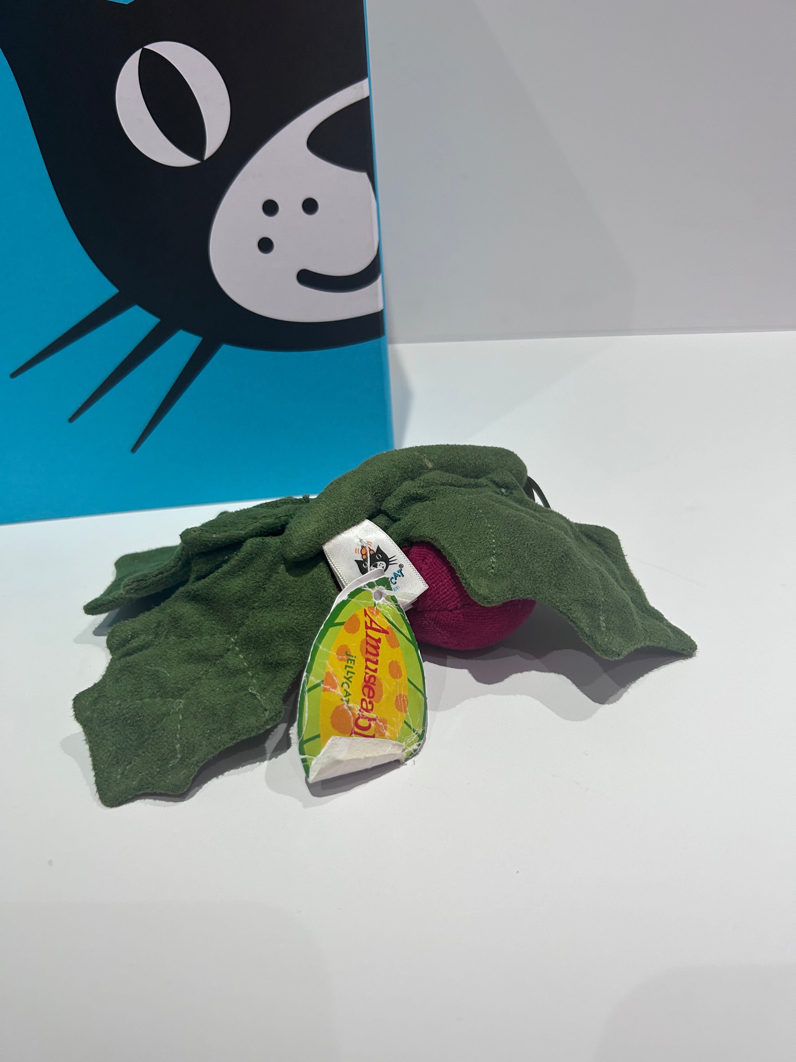 Jellycat Amuseable Holly - Damaged tags