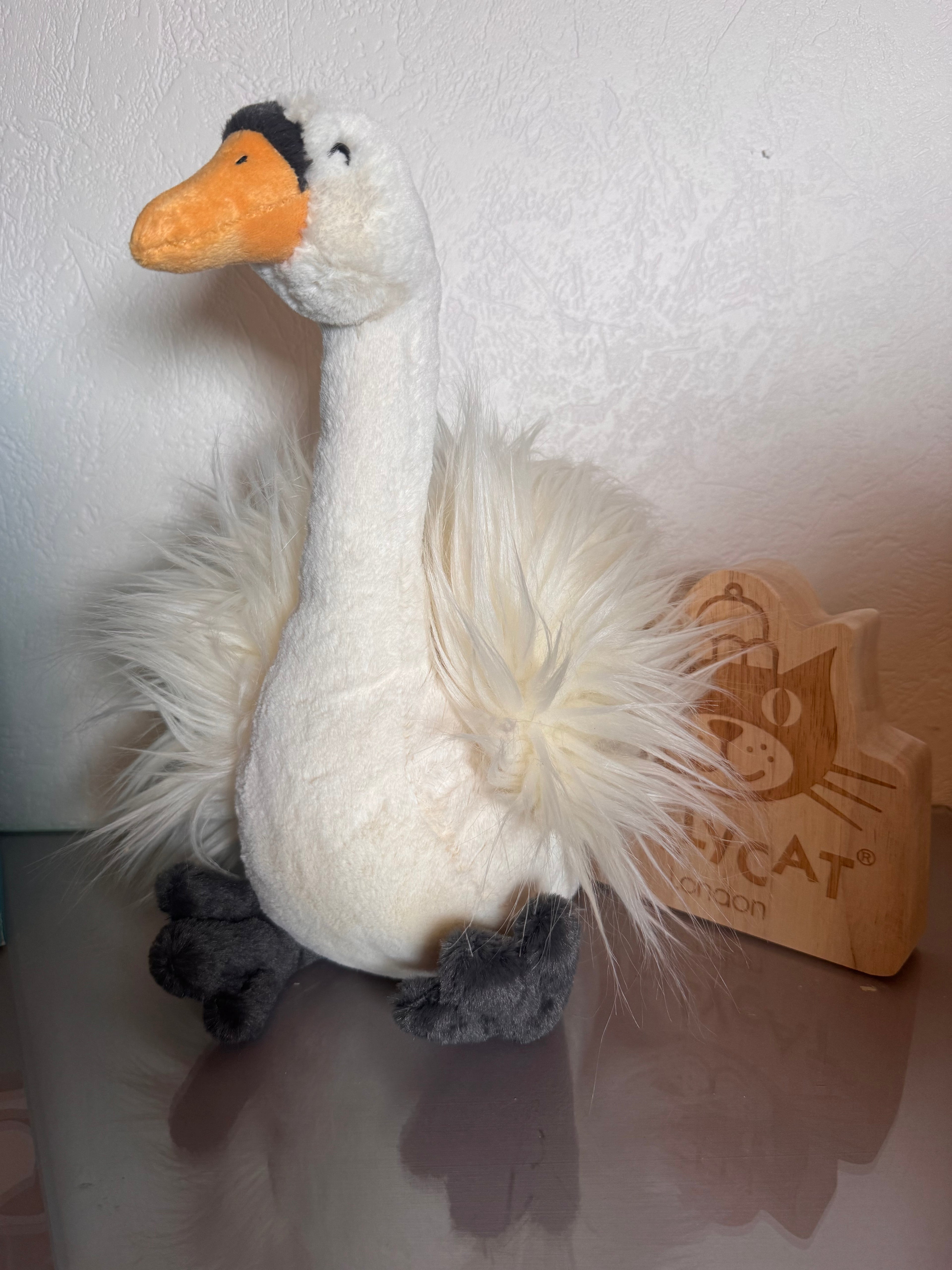 Petite Solange Swan