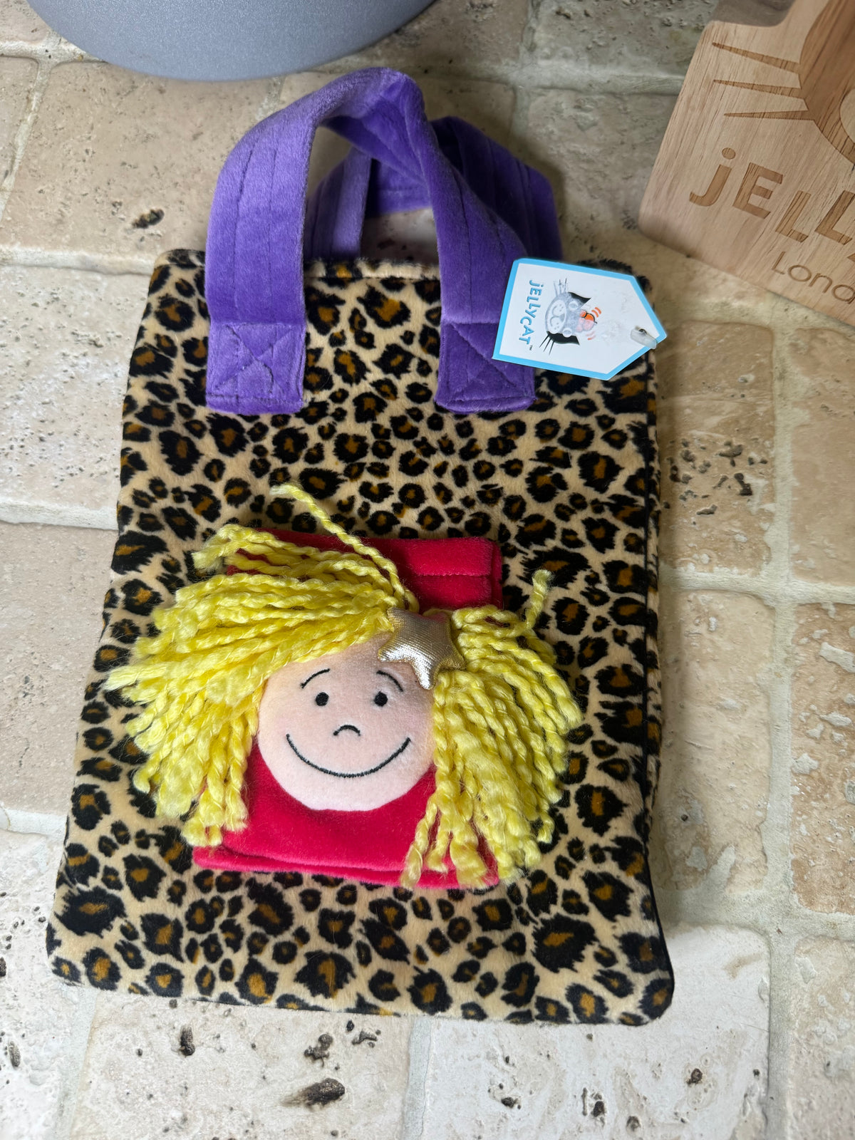Jellycat Hayley Holdall