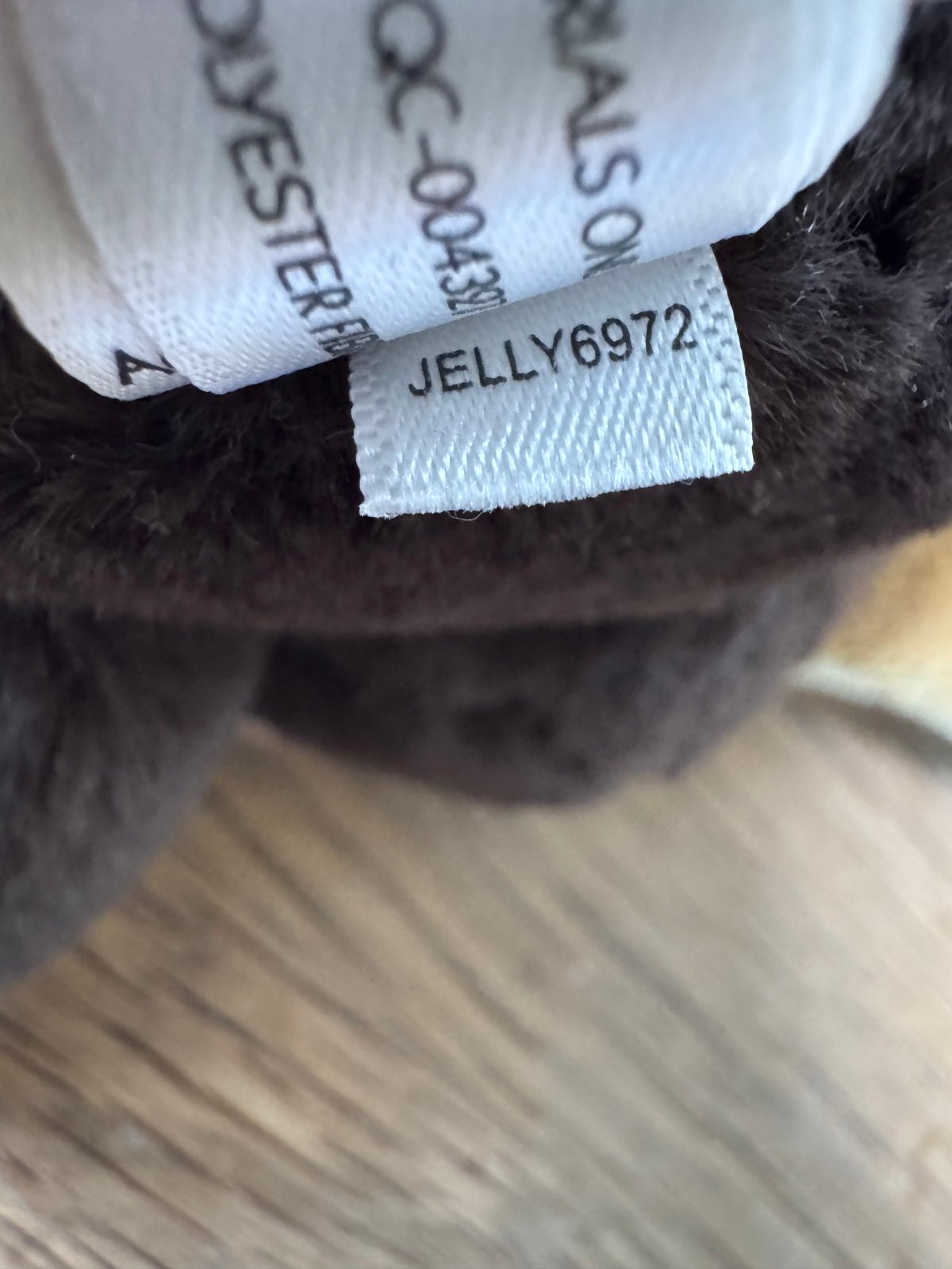 Bashful Bee Soother | Preloved 2