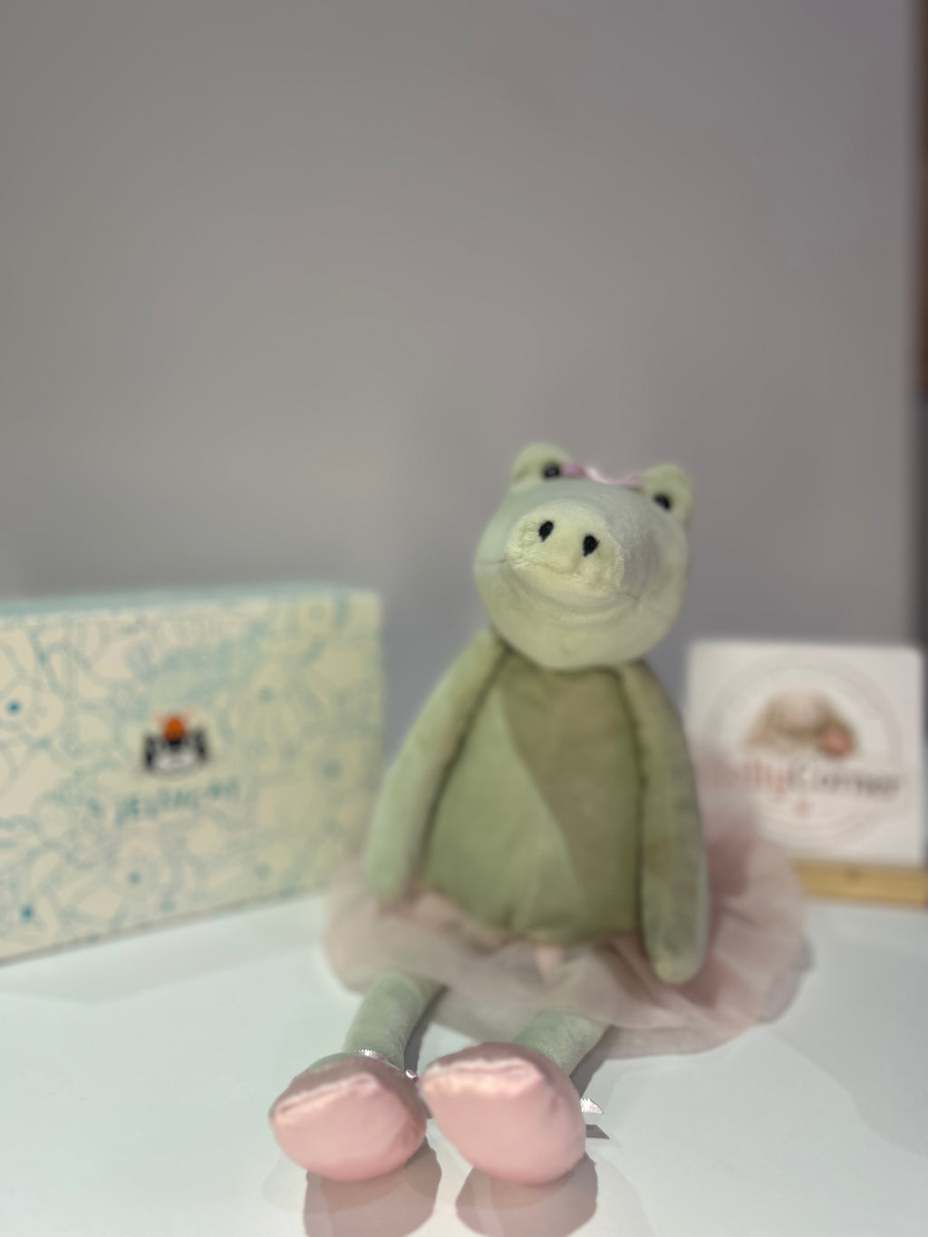Darcy Dancing Alligator