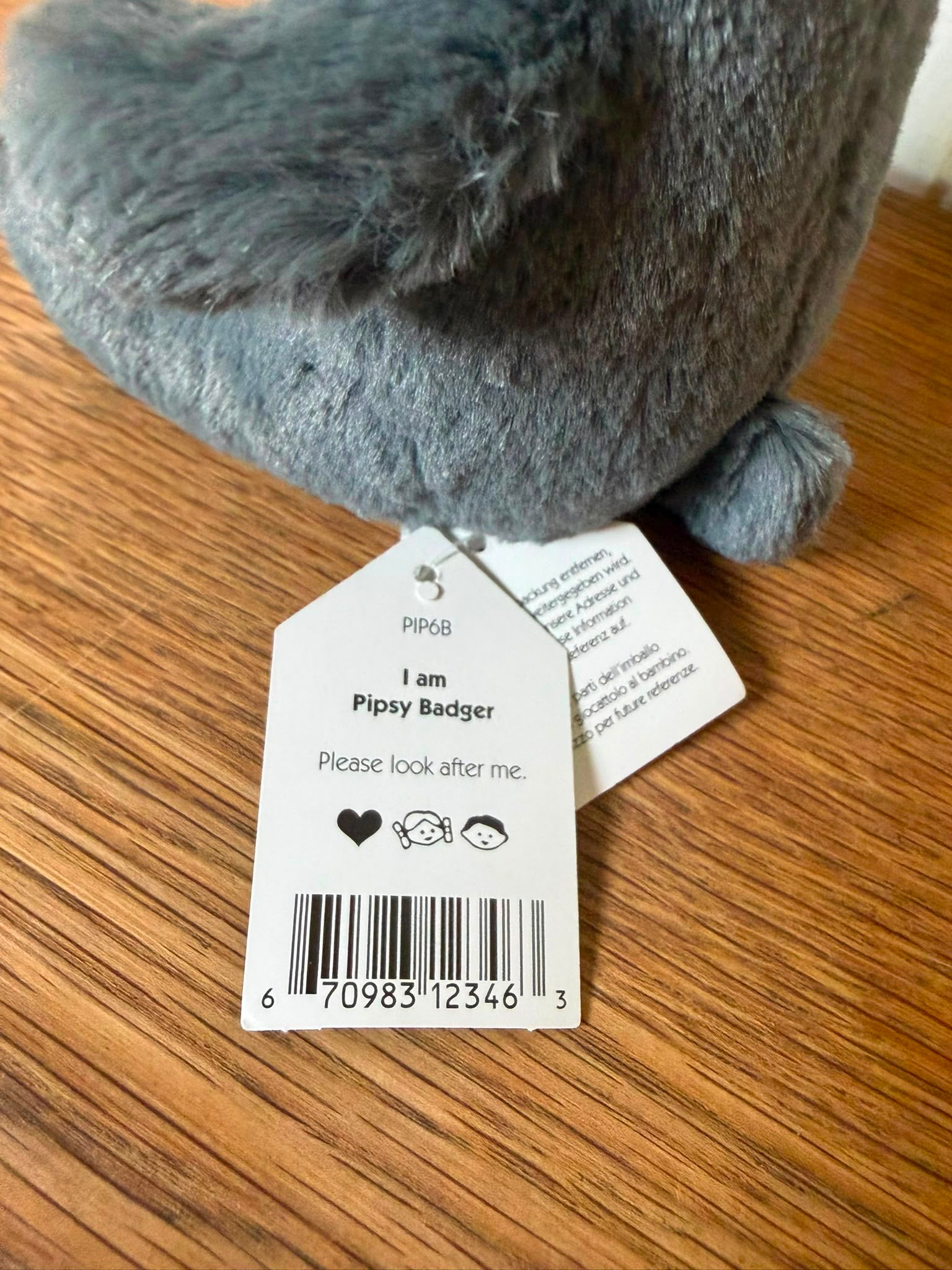 Jellycat Pipsy Badger