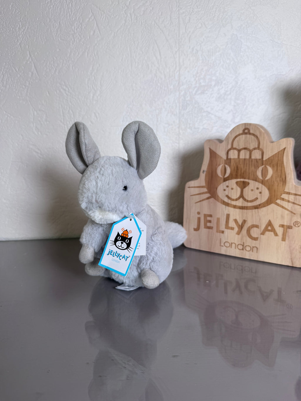 Cheeky Misty Chinchilla