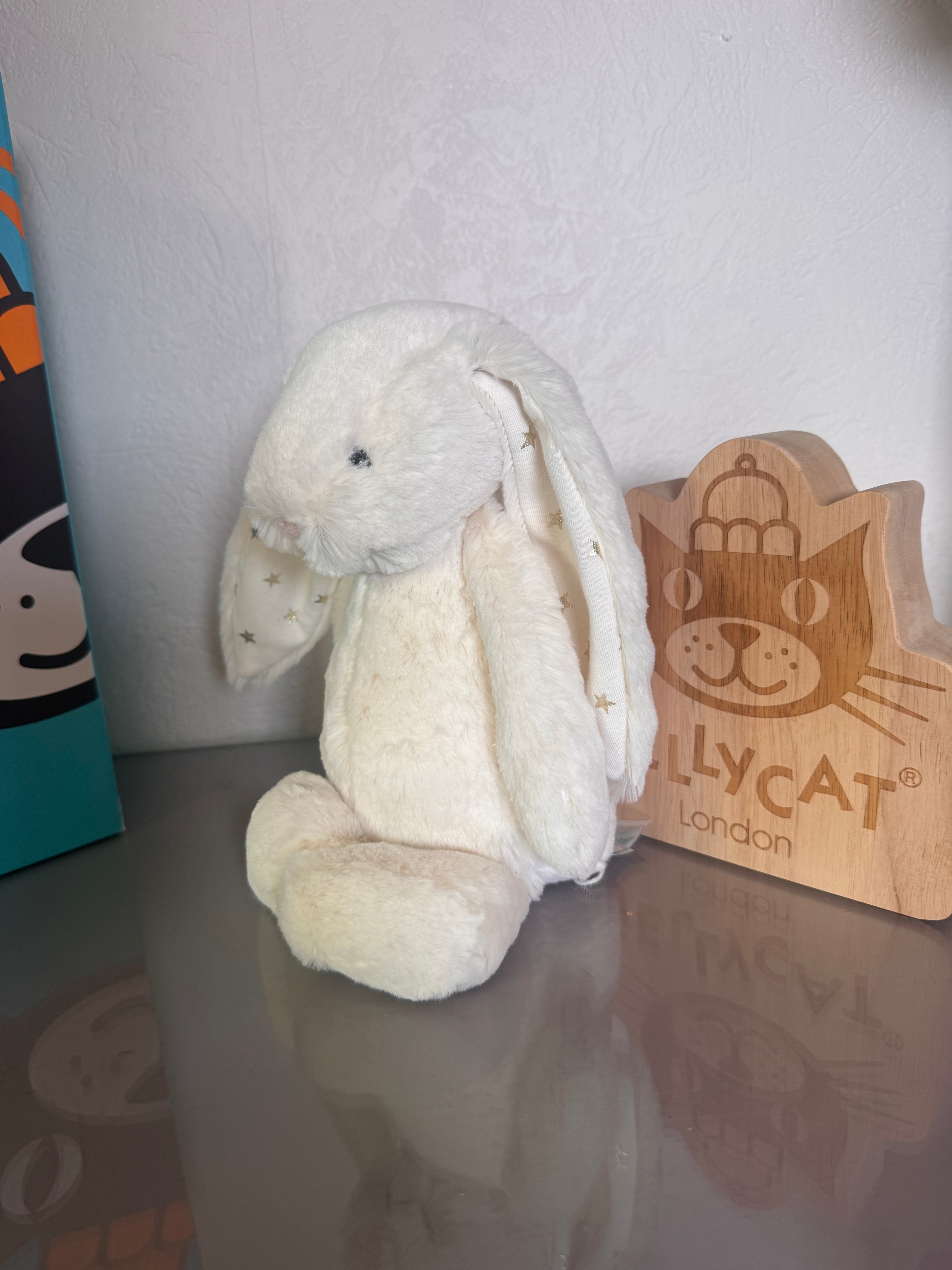 Bashful Twinkle Bunny