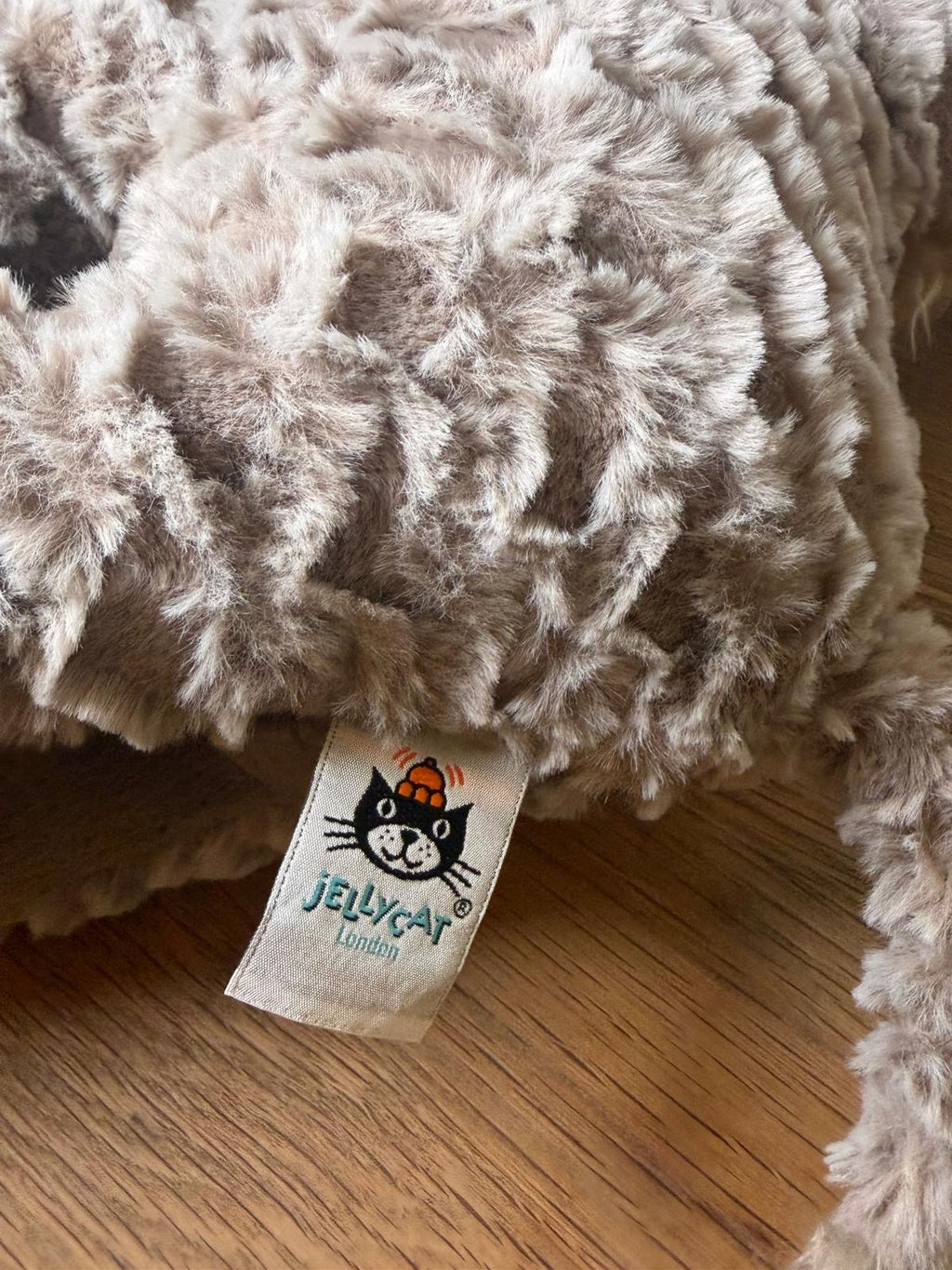 Jellycat Joey Giraffe