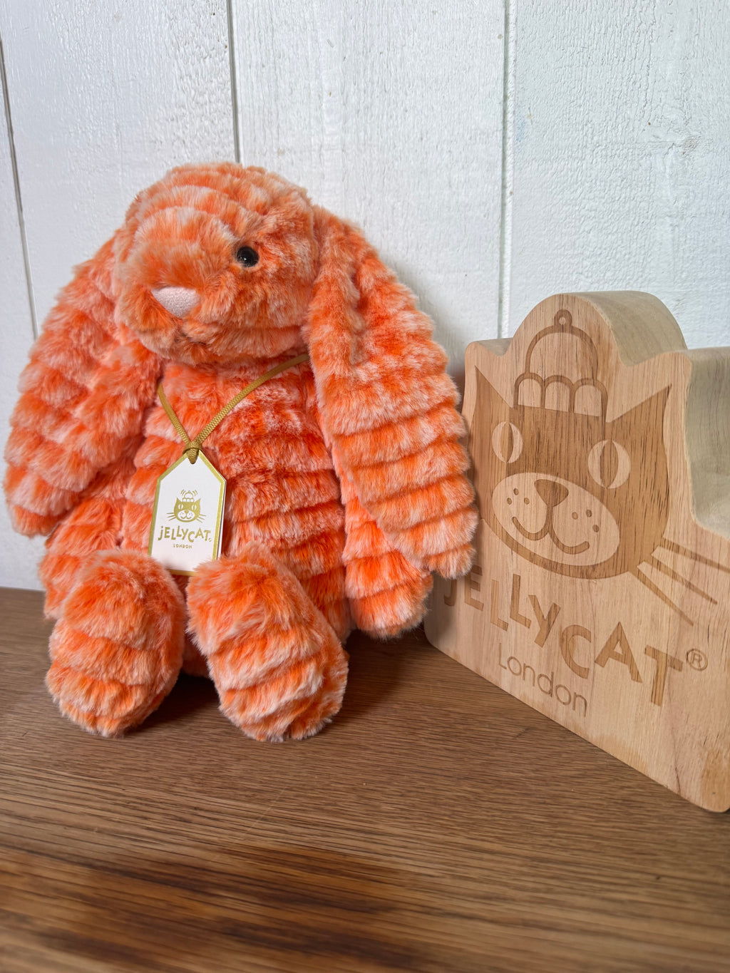 Jellycat Fizzleskip Bunny