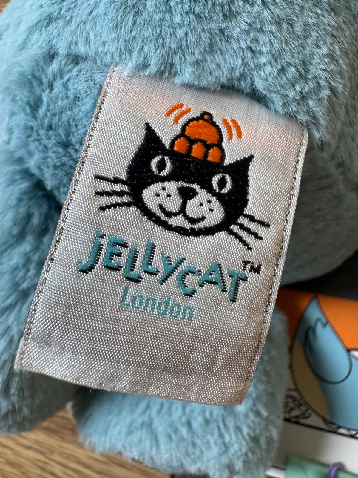 Jellycat Médium Blossom Dahlia Pony