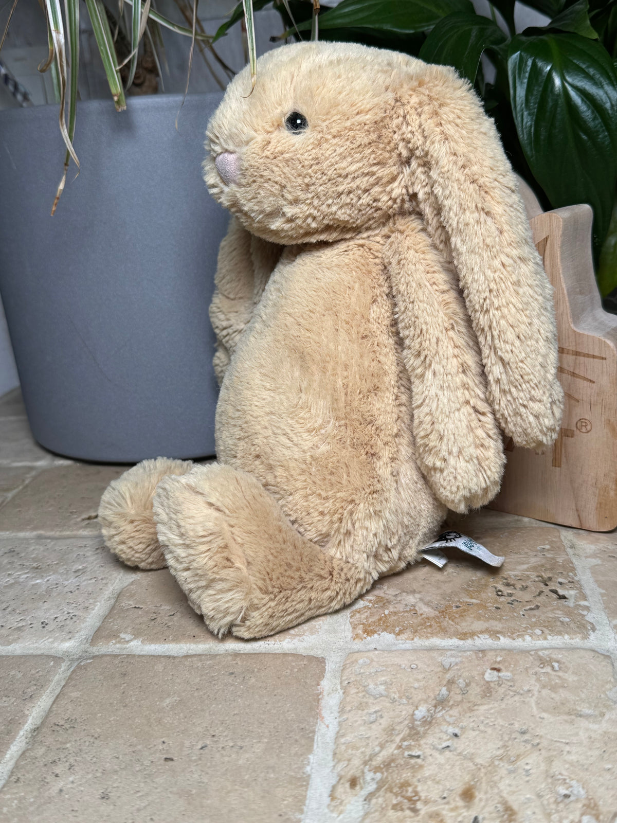 Jellycat Medium Bashful Honey Bunny