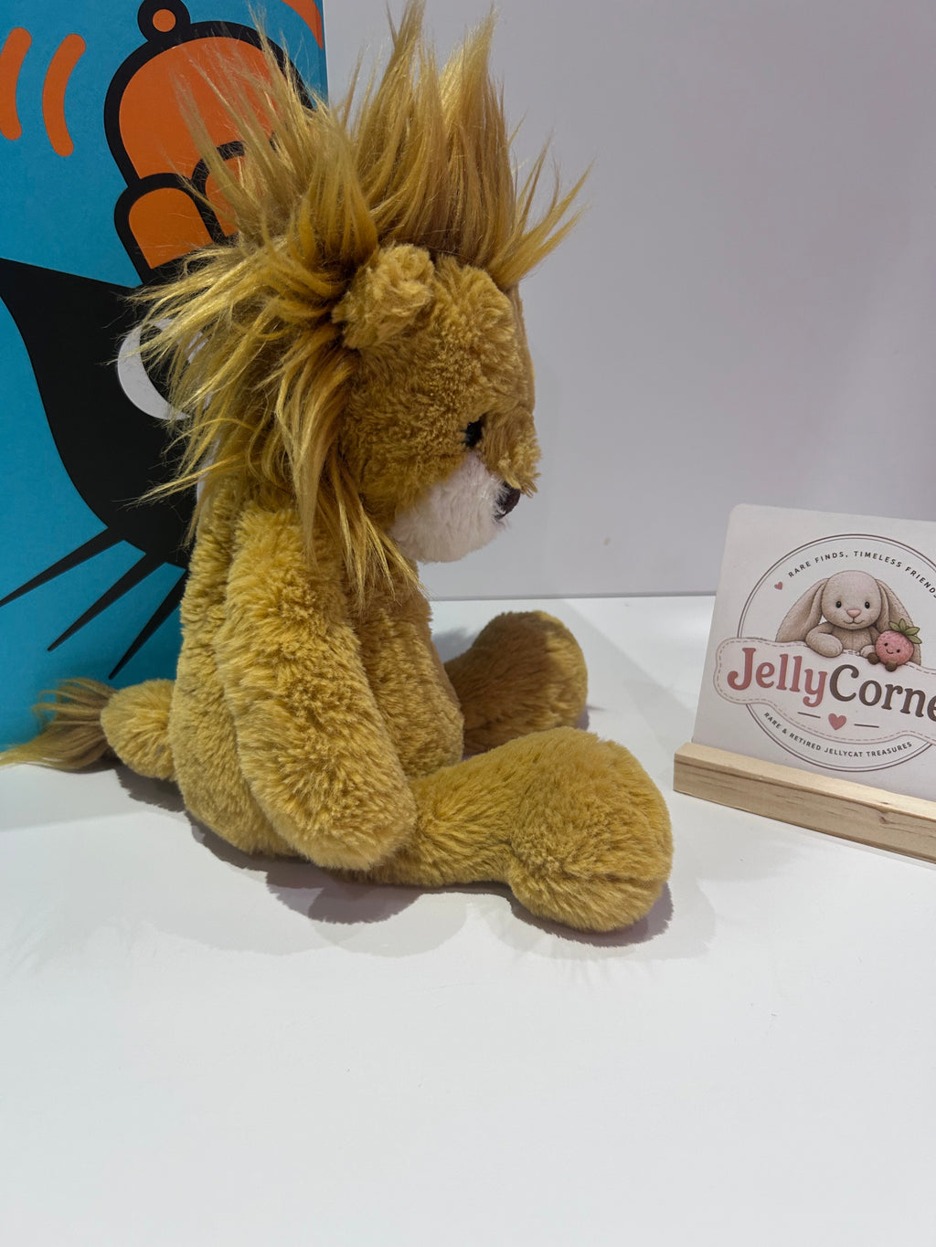 Wumper Lion