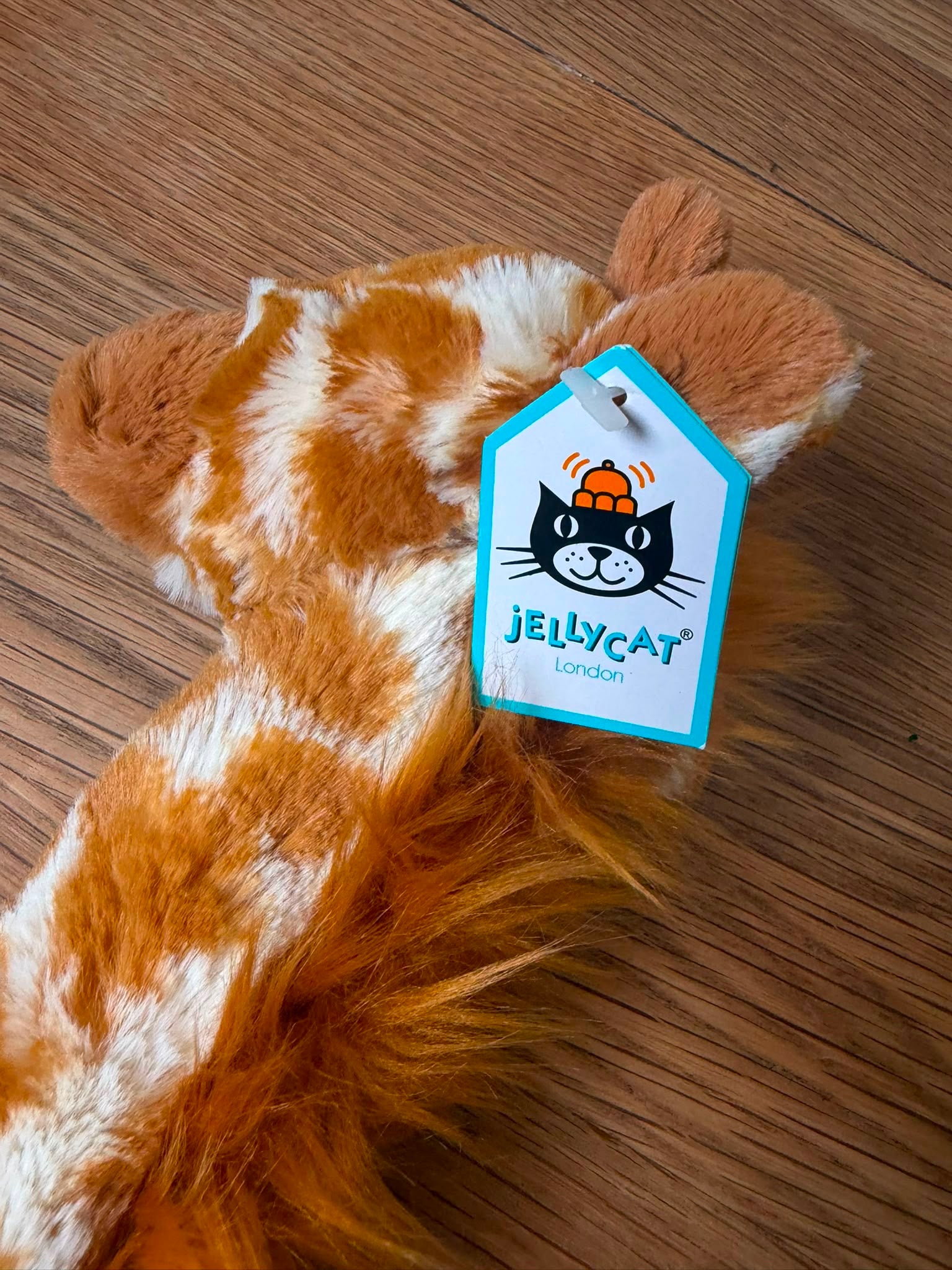 Jellycat Dakota Giraffe - Small