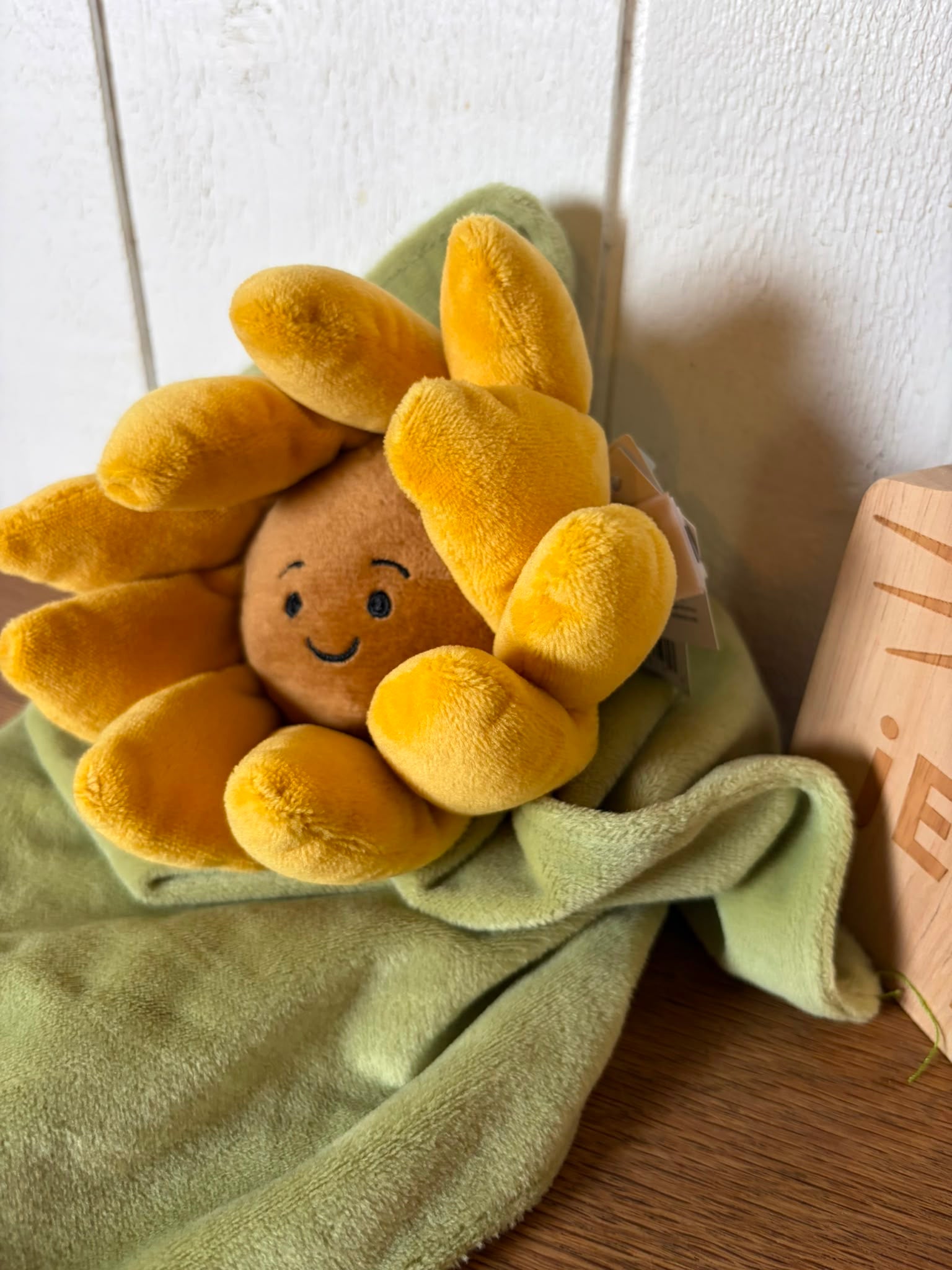 Jellycat Fleury Sunflower Soother