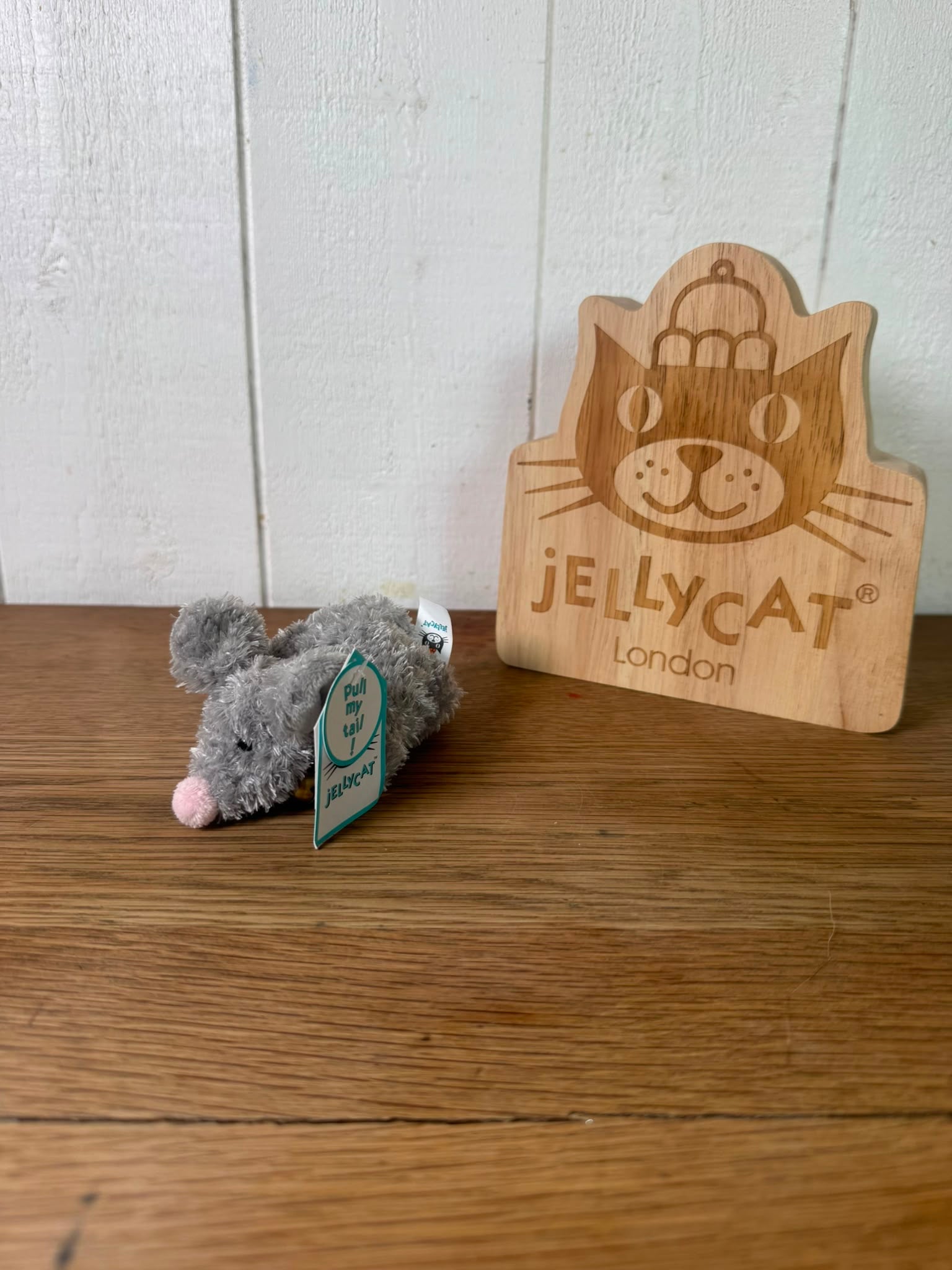 Jellycat Vibrating Bobtail Pet Mouse
