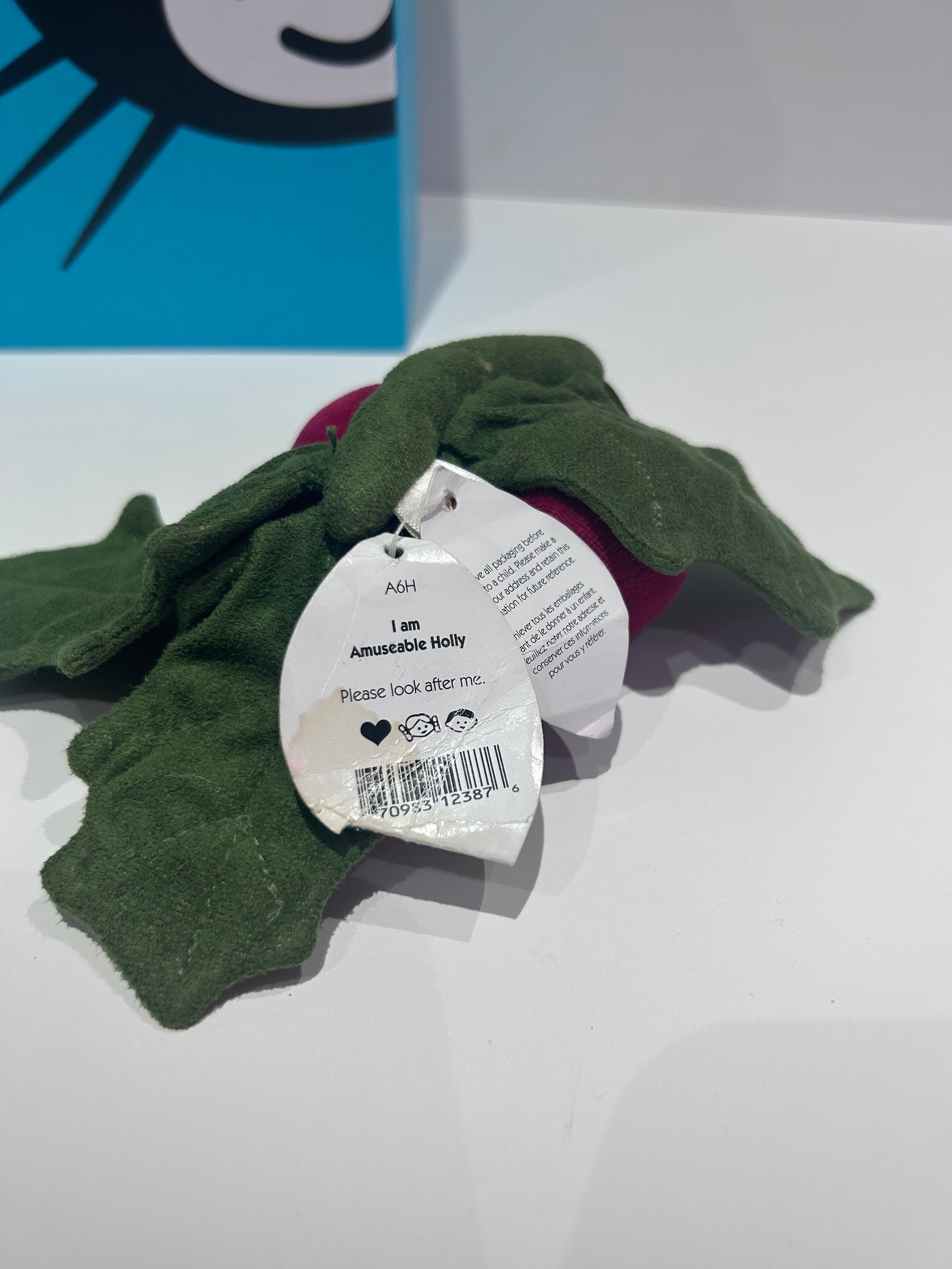 Jellycat Amuseable Holly - Damaged tags