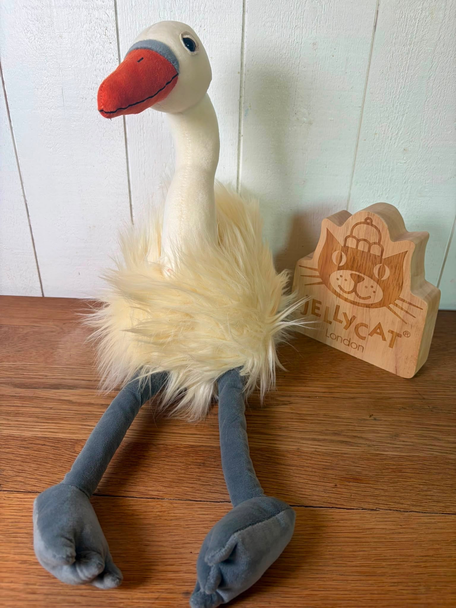 Jellycat Evelyn Swan