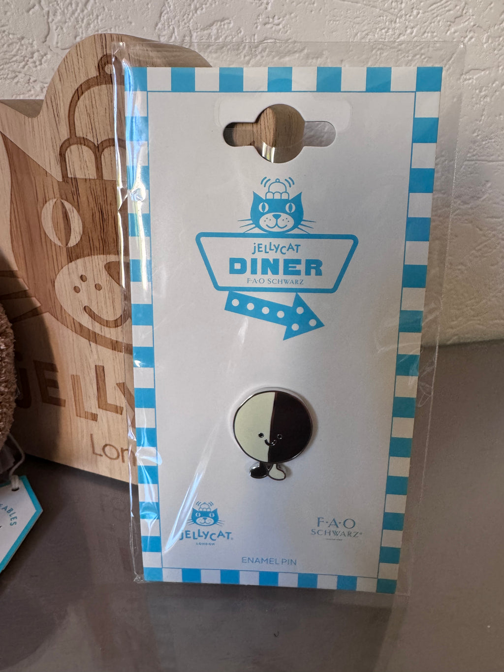 Nibblechip Cookie and Pin