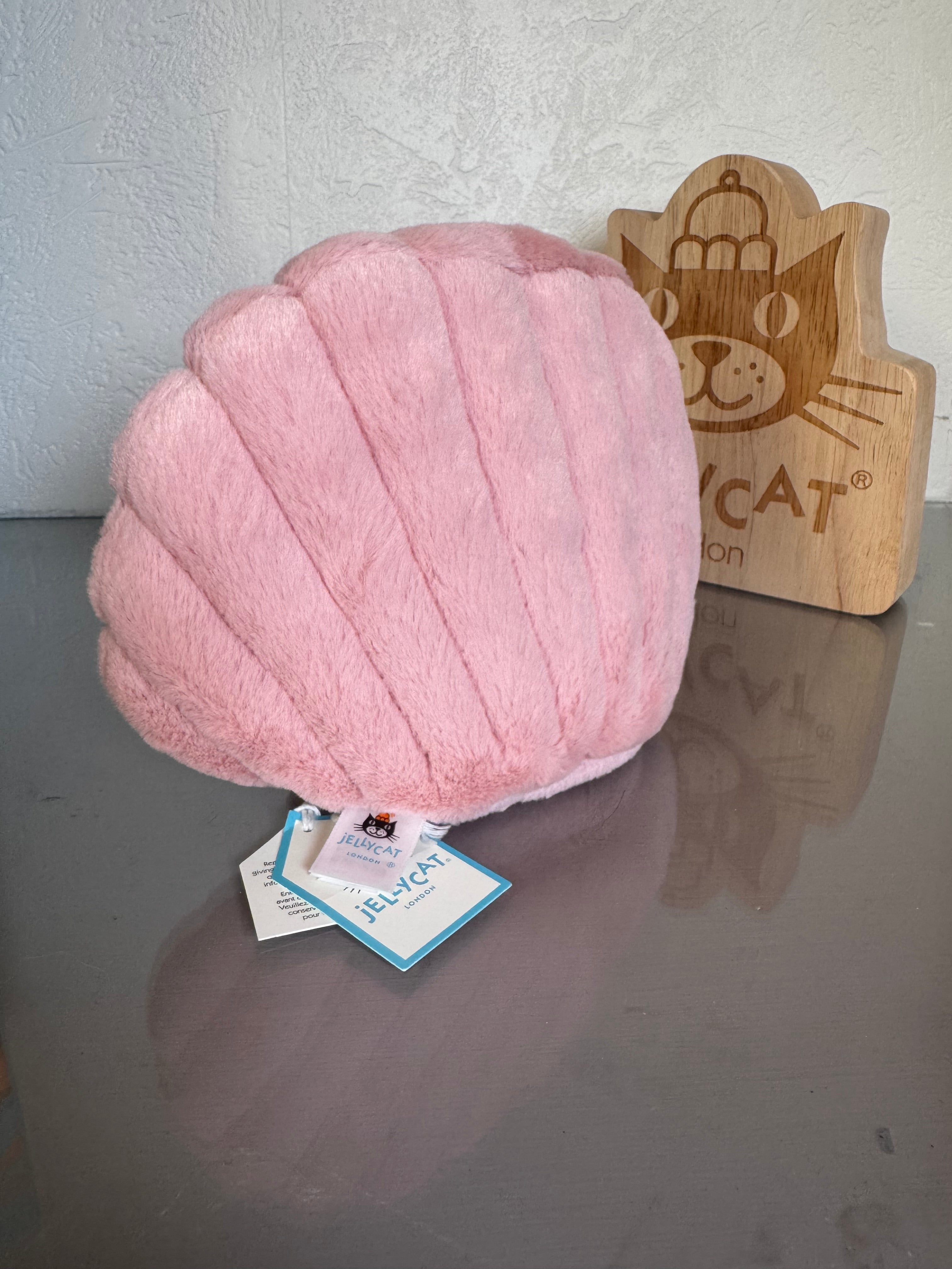 Clemmie Clam