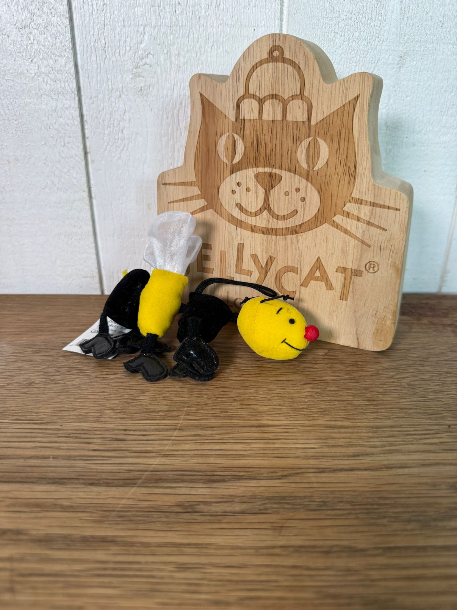 Jellycat Dingly Dangly Betty Bee