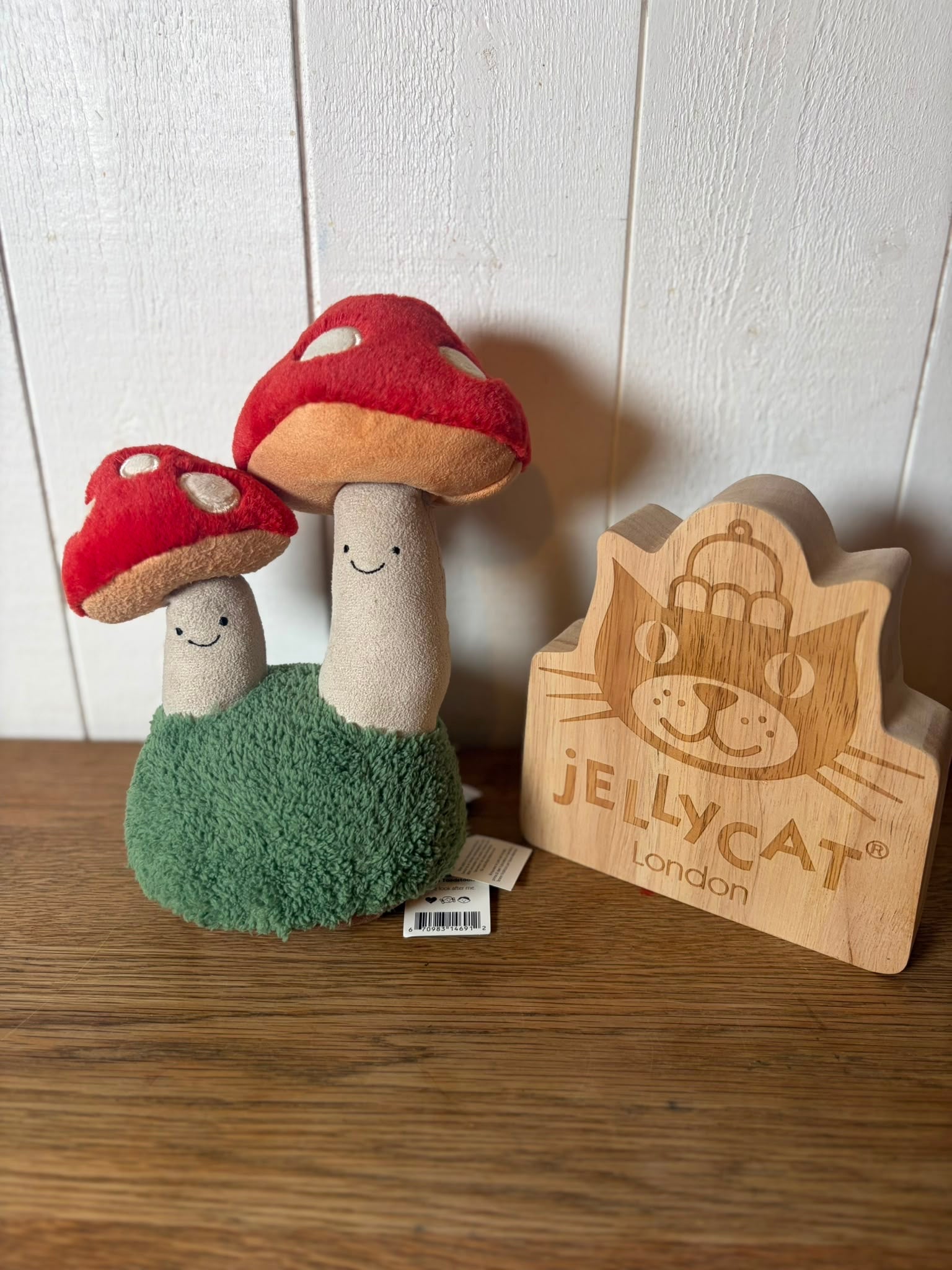 Jellycat amuseable pair of toadstools