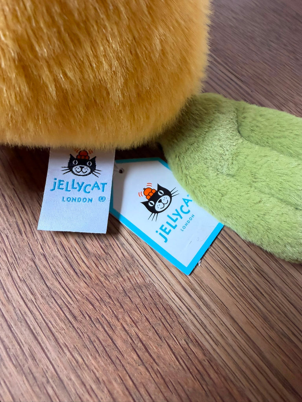 Jellycat Budgeby Parrot