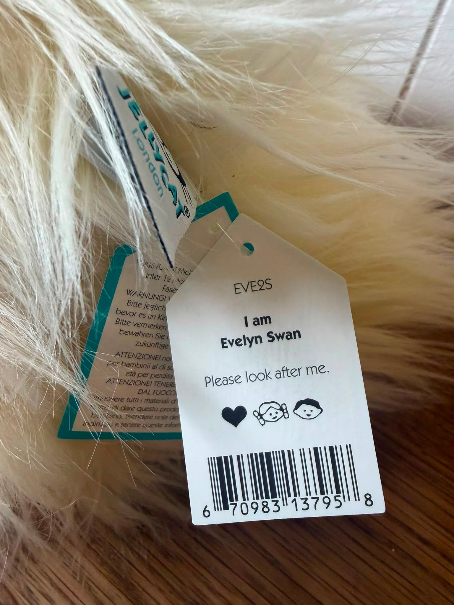 Jellycat Evelyn Swan