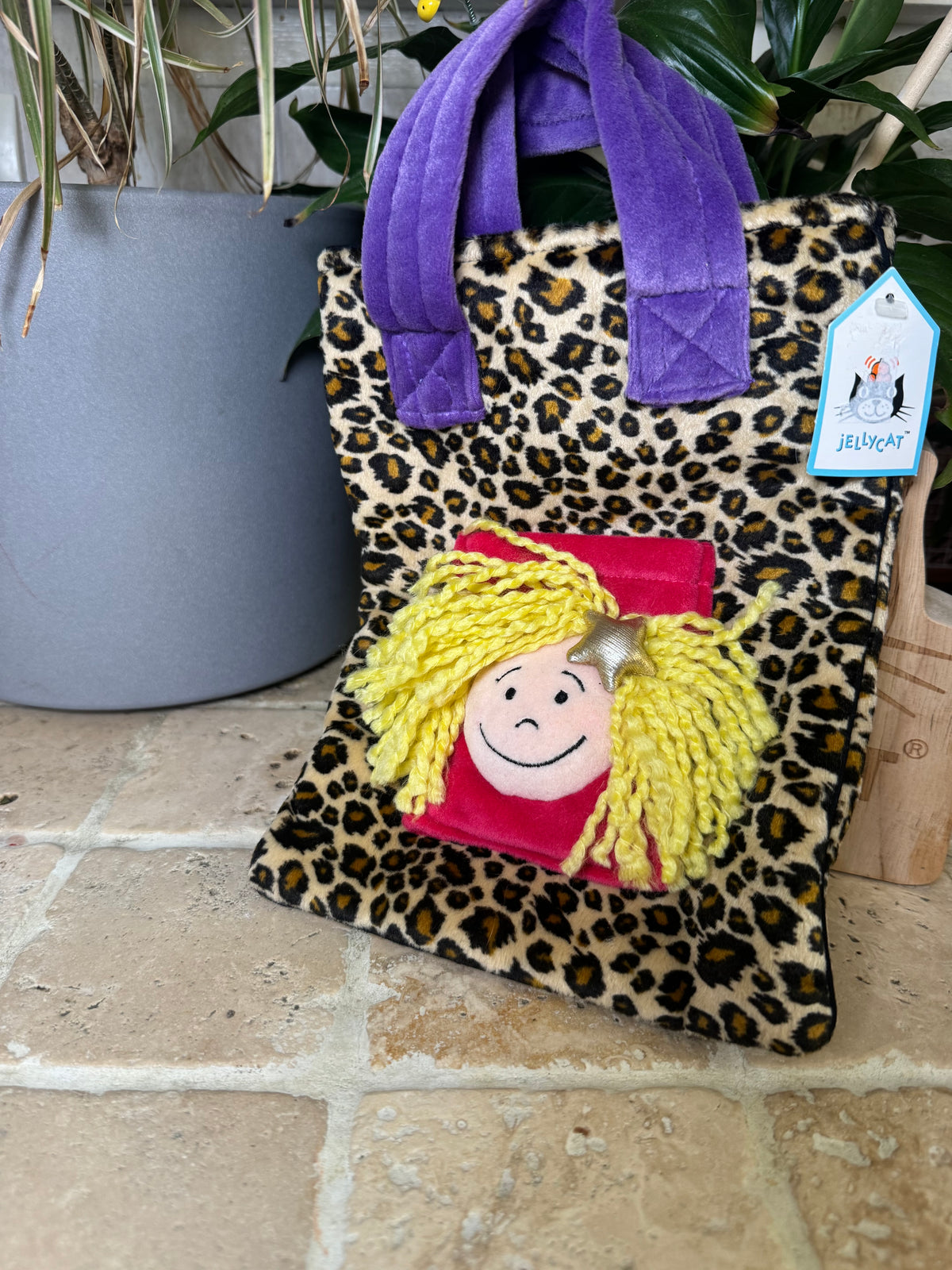 Jellycat Hayley Holdall