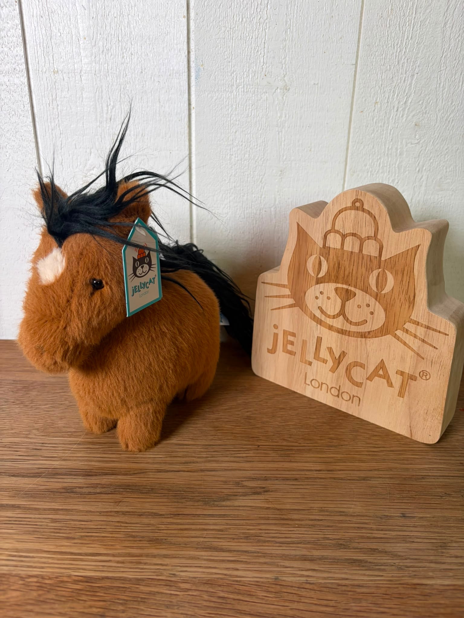 Jellycat Clippy Clop Bay Pony