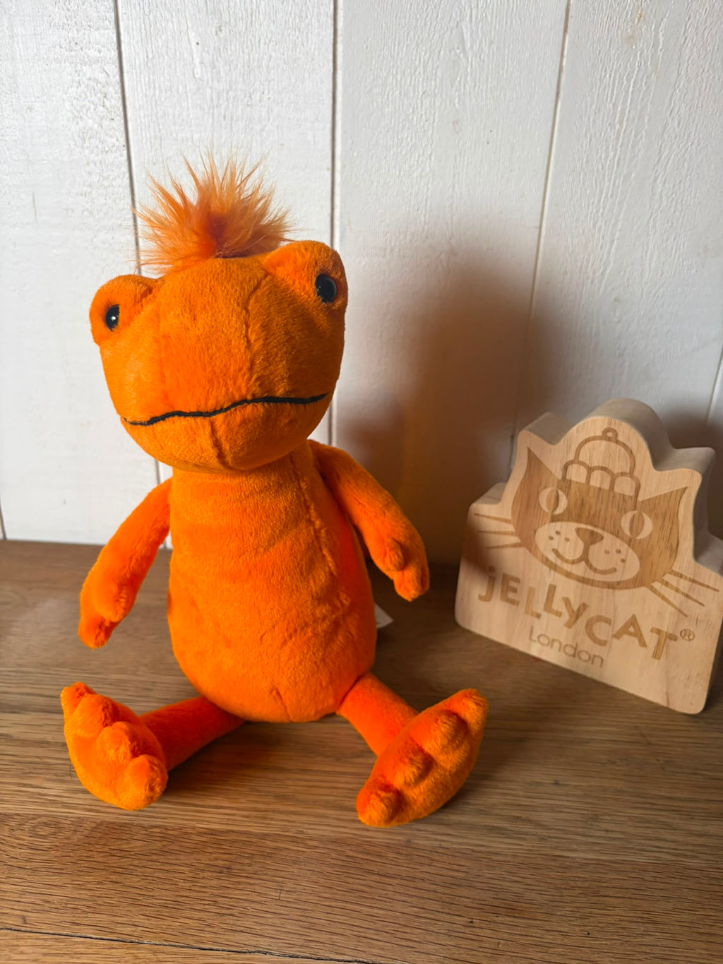 Jellycat Cruz Crested Newt