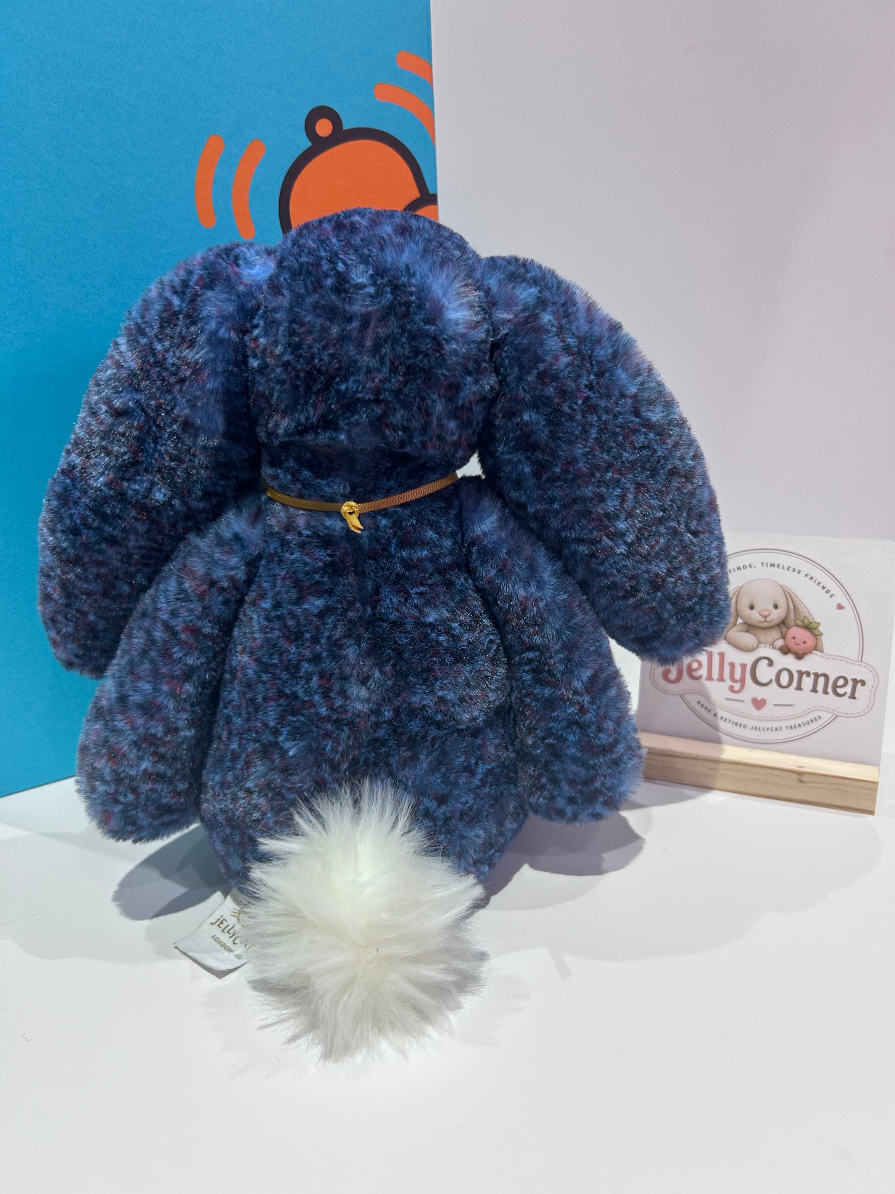Luxe Hopscone Bunny