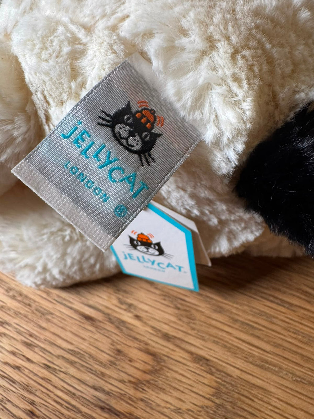 Jellycat Bashful Winter Puppy