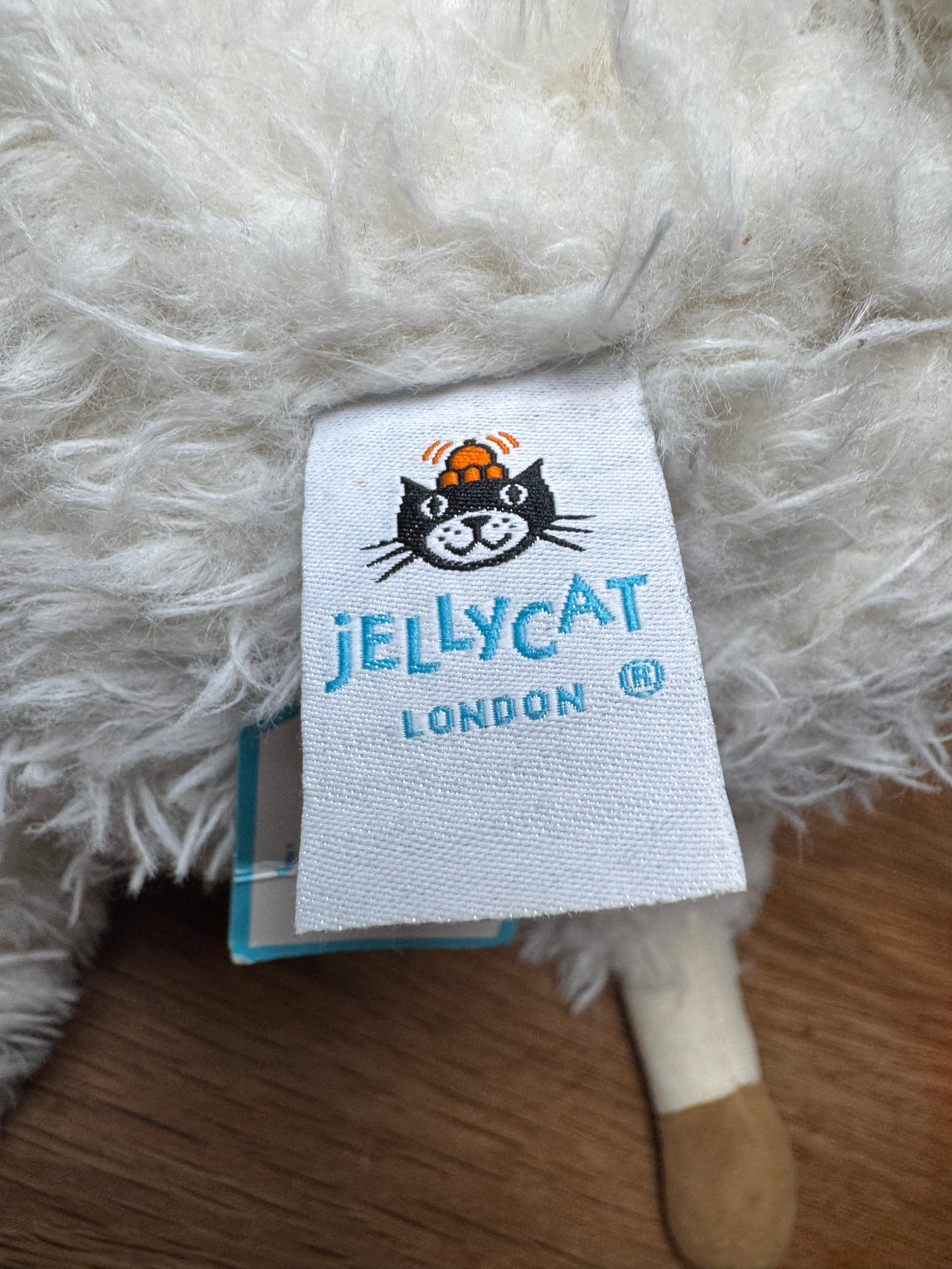 Jellycat Alonso Alpaca | tag creased