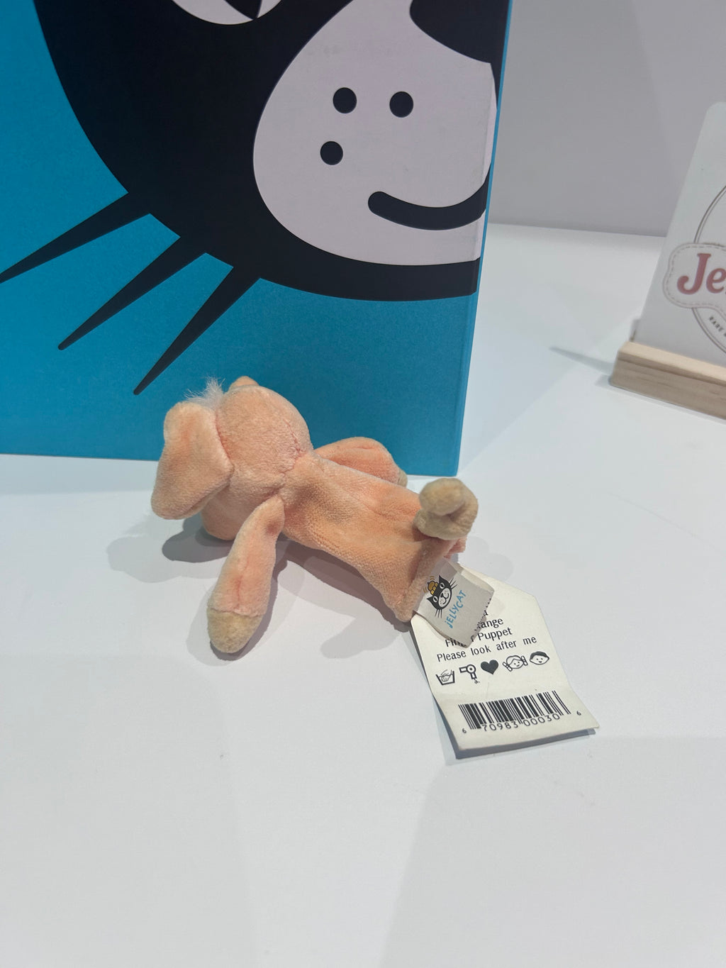 Jellycat Free Range Pig Finger Puppet
