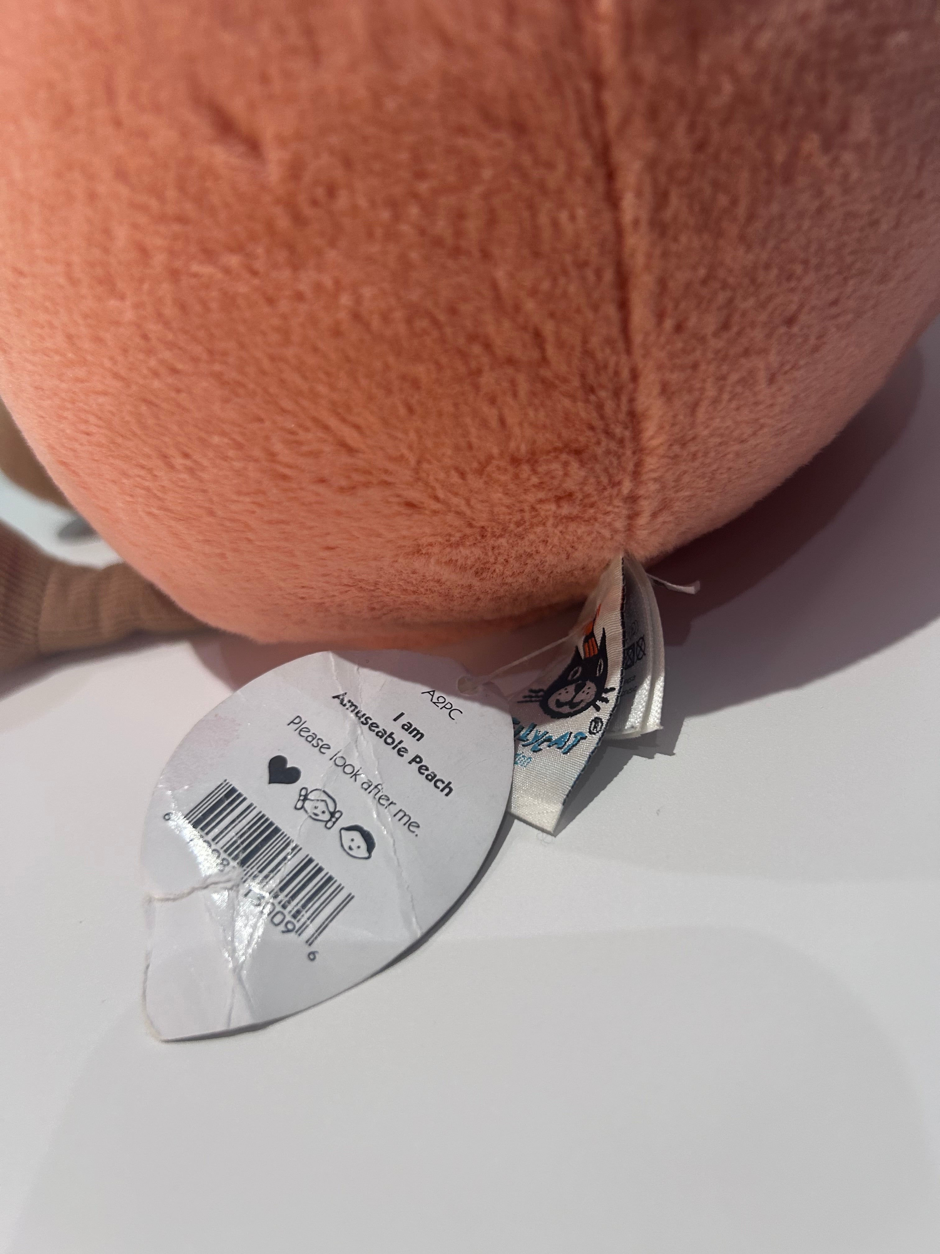 Amuseable Peach - Original