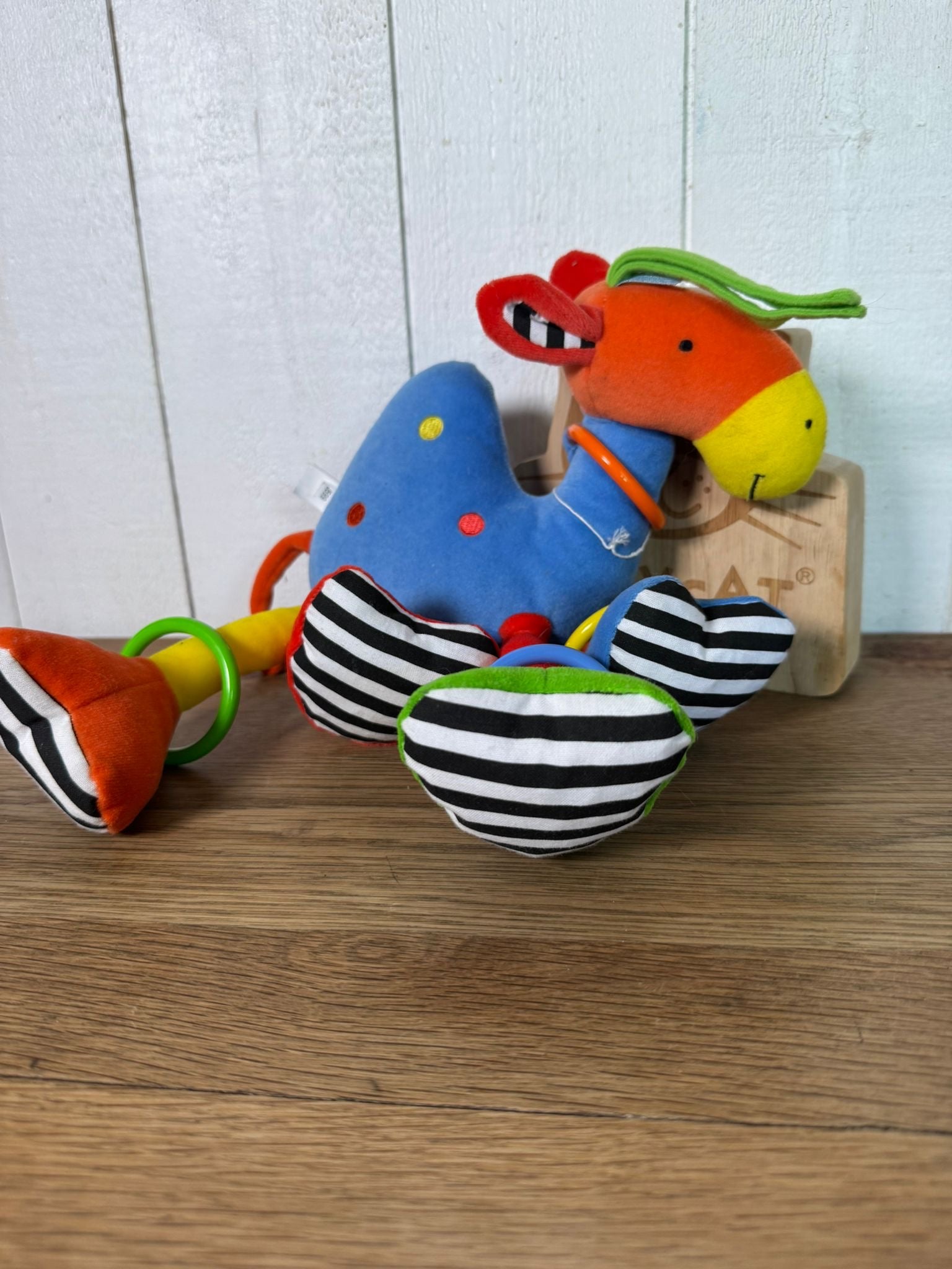 Jellycat Hoopy Loopy Camel
