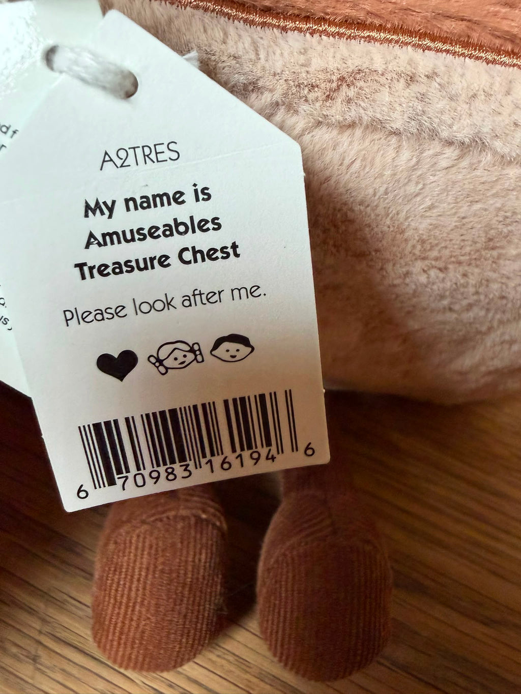 Jellycat Amuseables Treasure Chest