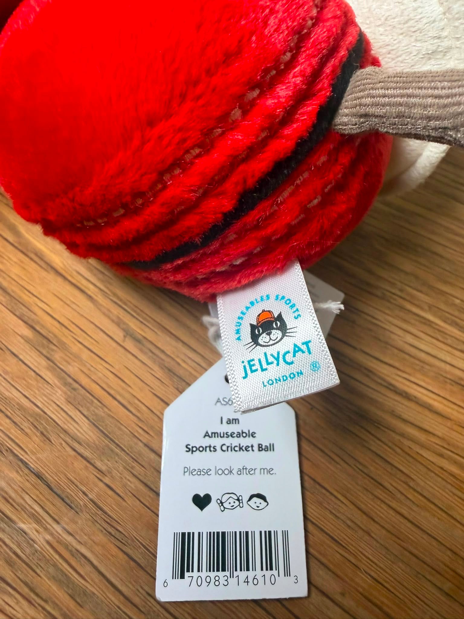 Jellycat Amuseable Cricket Ball