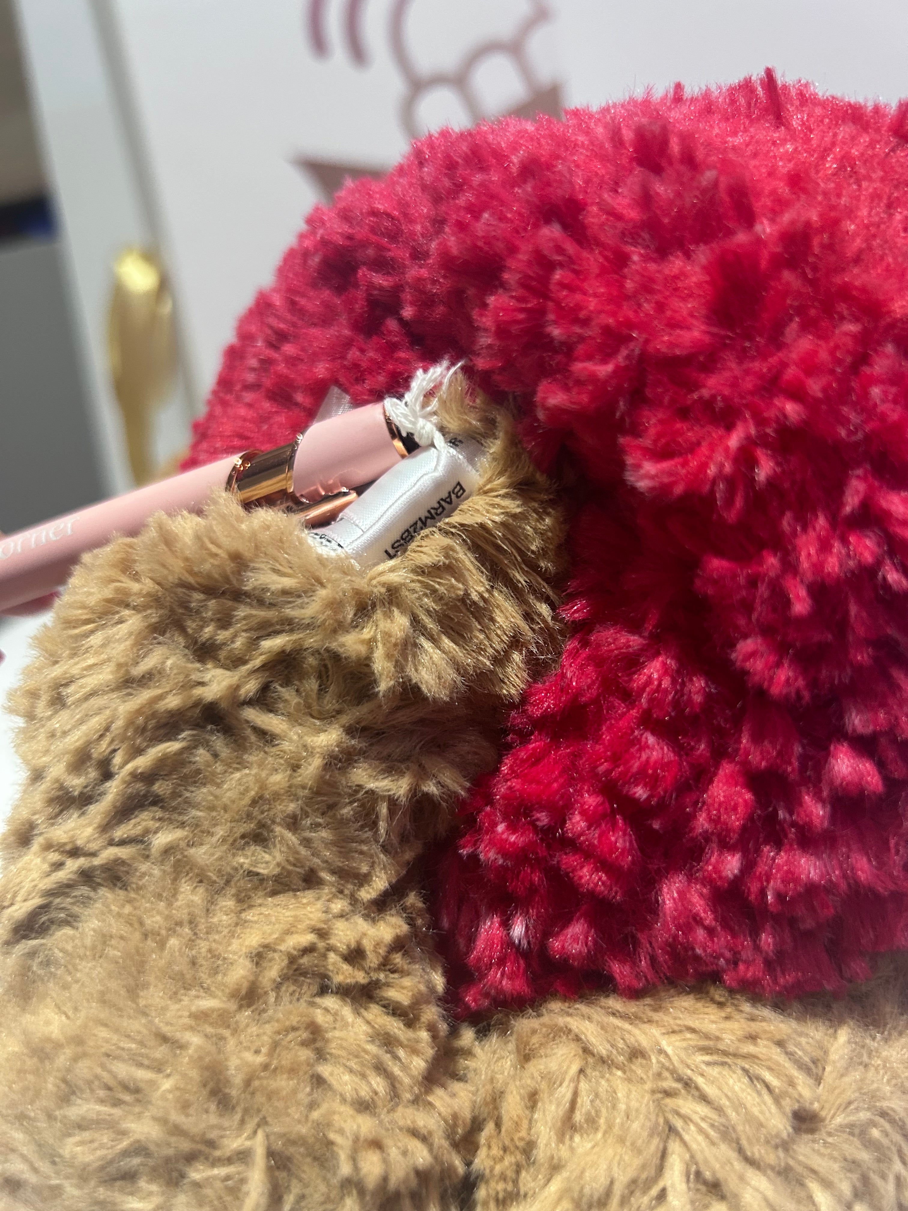 Jellycat Strawberry Bartholomew - Untagged