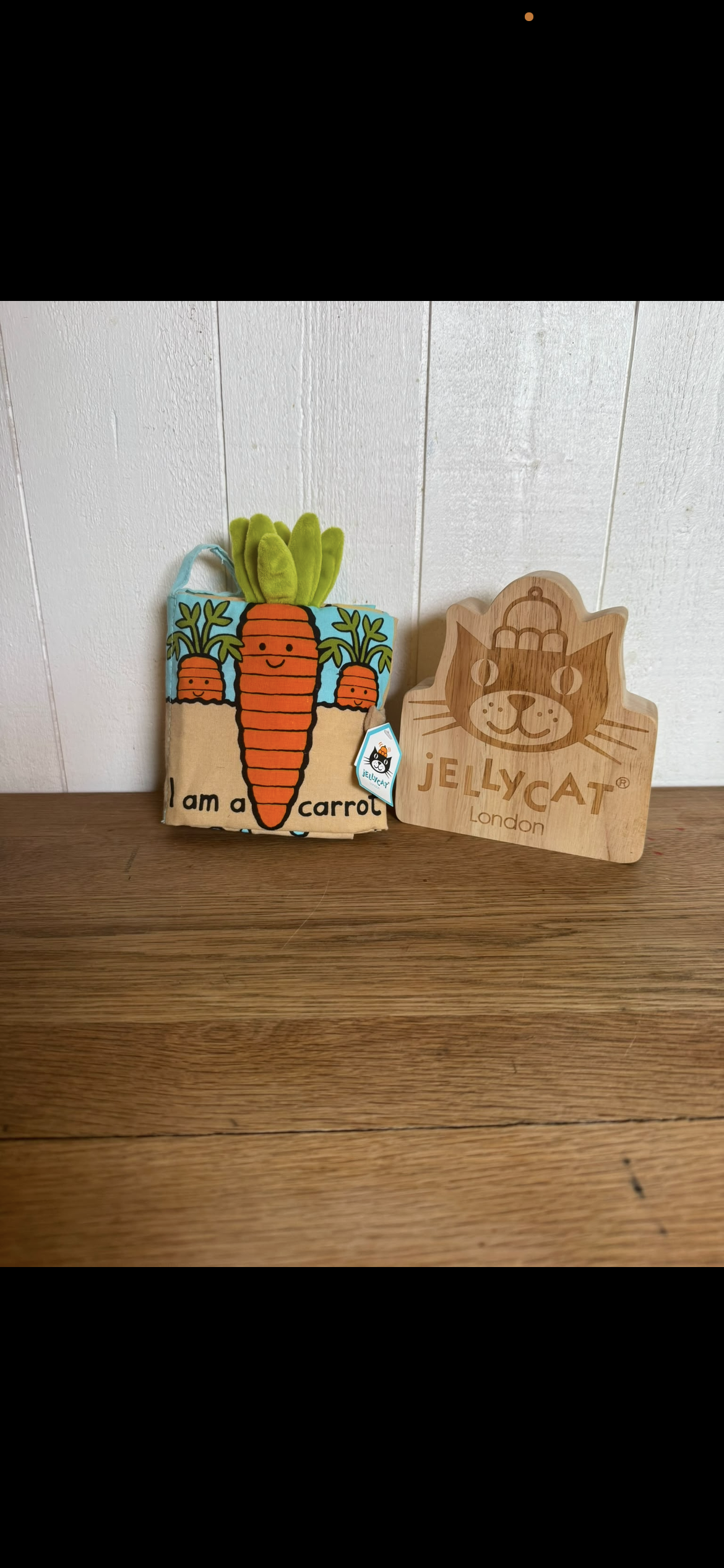 Jellycat ‘I am a carrot’ Cloth Book