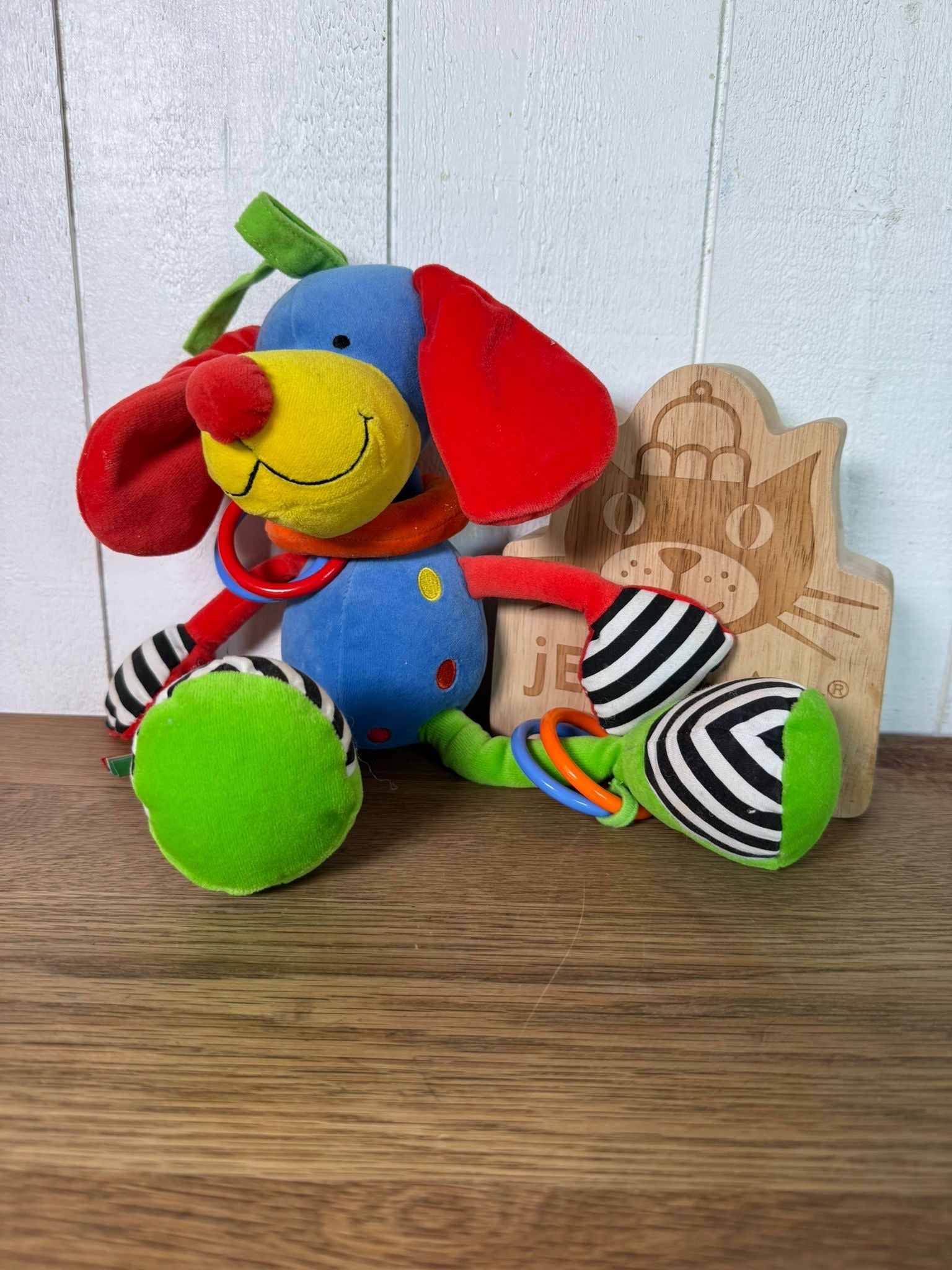Jellycat Hoopy Loopy Dog