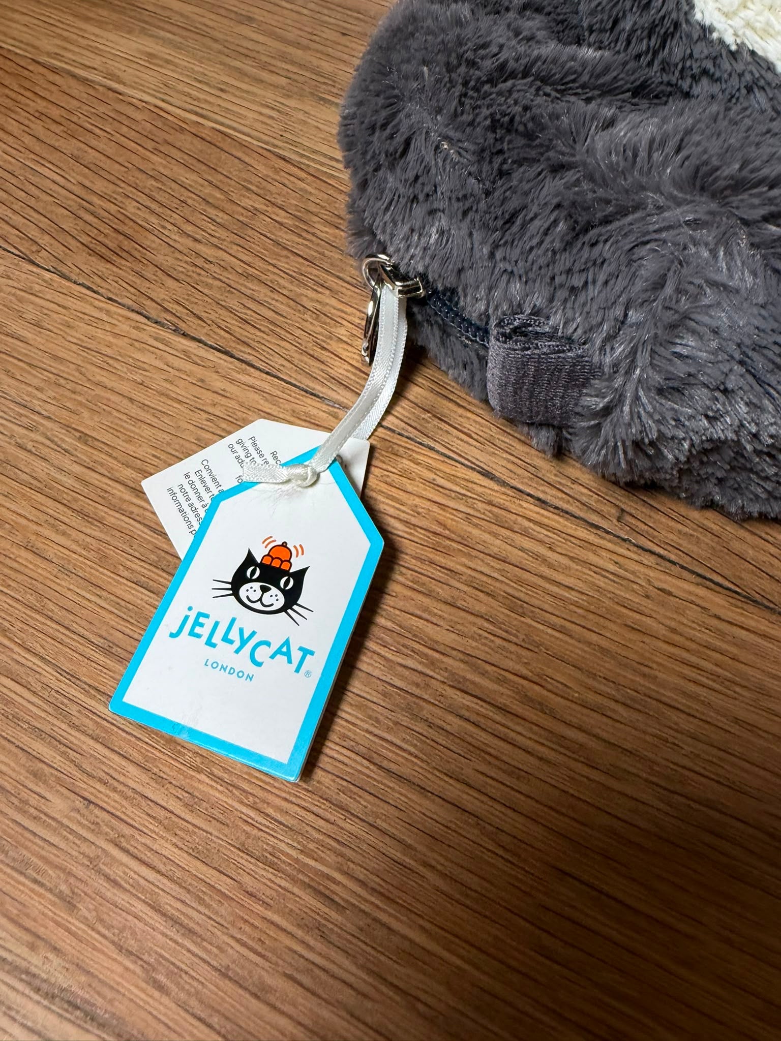 Jellycat Peanut Penguin Pouch