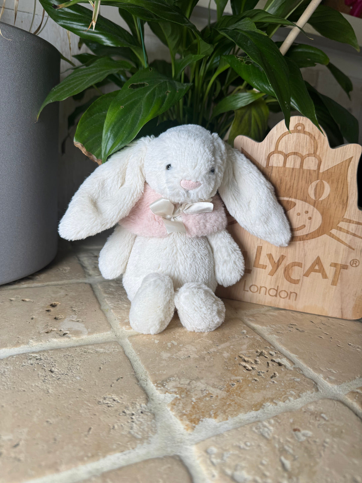 Jellycat Bashful Cream Snow Bunny